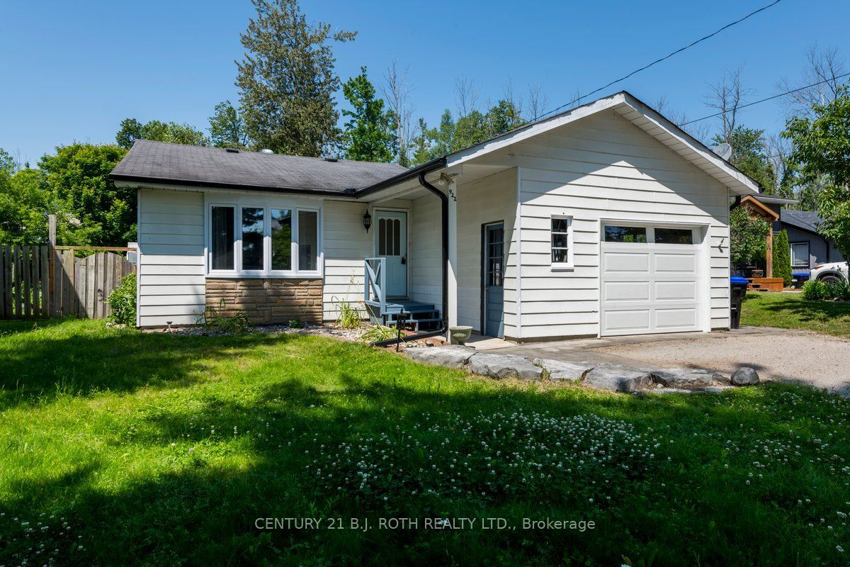 922 Elizabeth Avenue, Innisfil, ON L0L 1W0