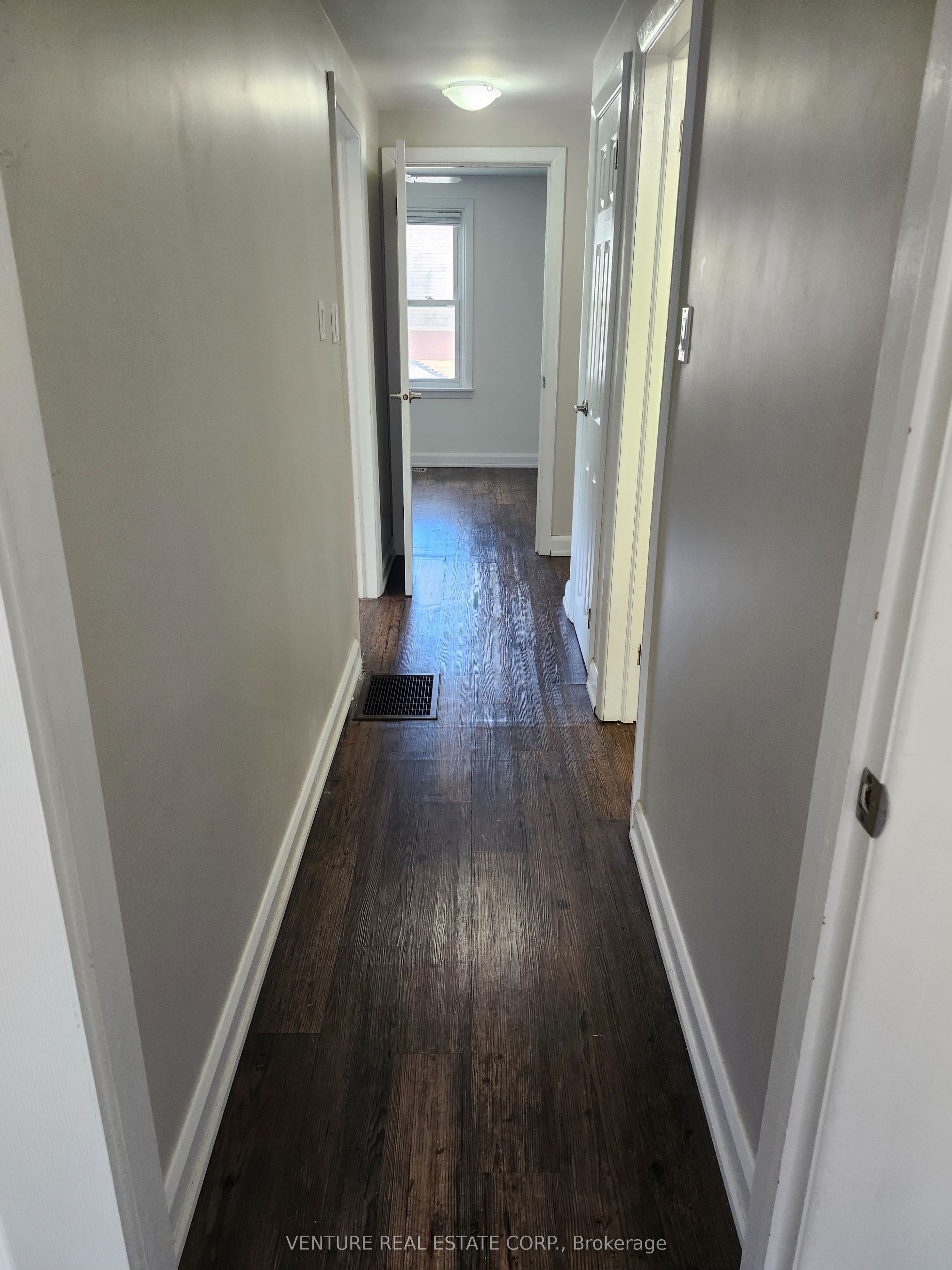 6 Sullivan Drive, New Tecumseth, ON L0G 1W0