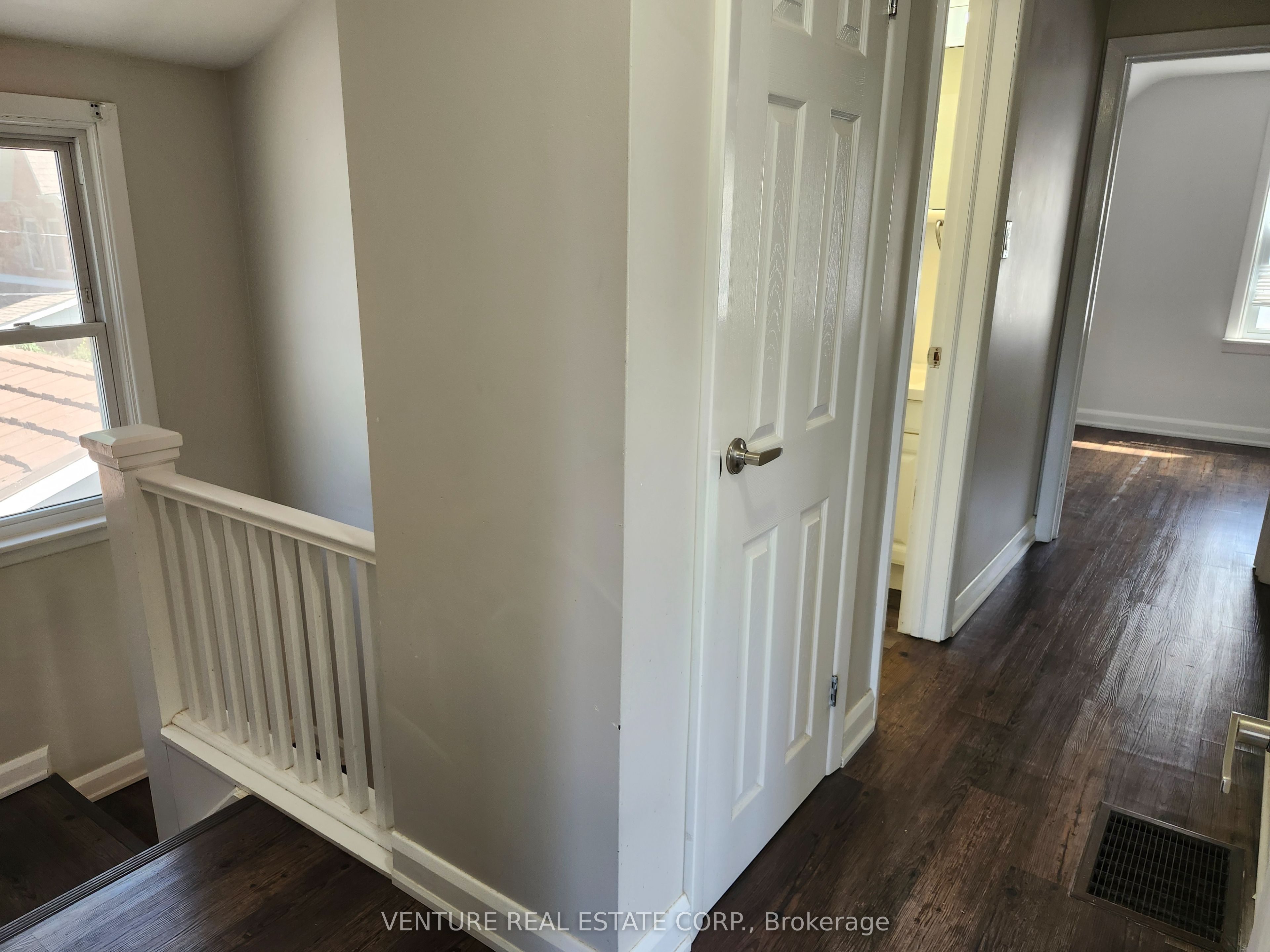 6 Sullivan Drive, New Tecumseth, ON L0G 1W0 photo 3