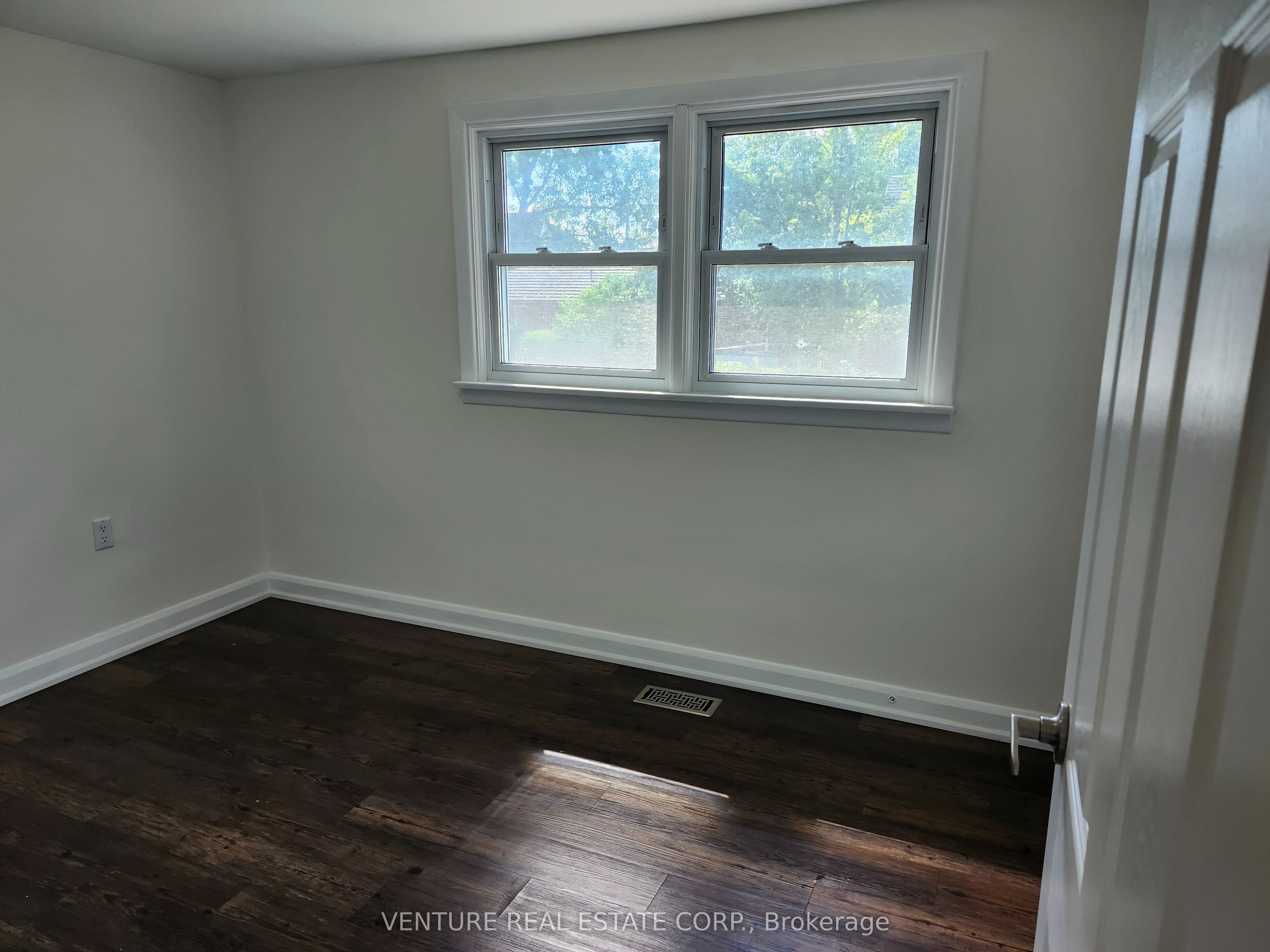 6 Sullivan Drive, New Tecumseth, ON L0G 1W0 photo 5