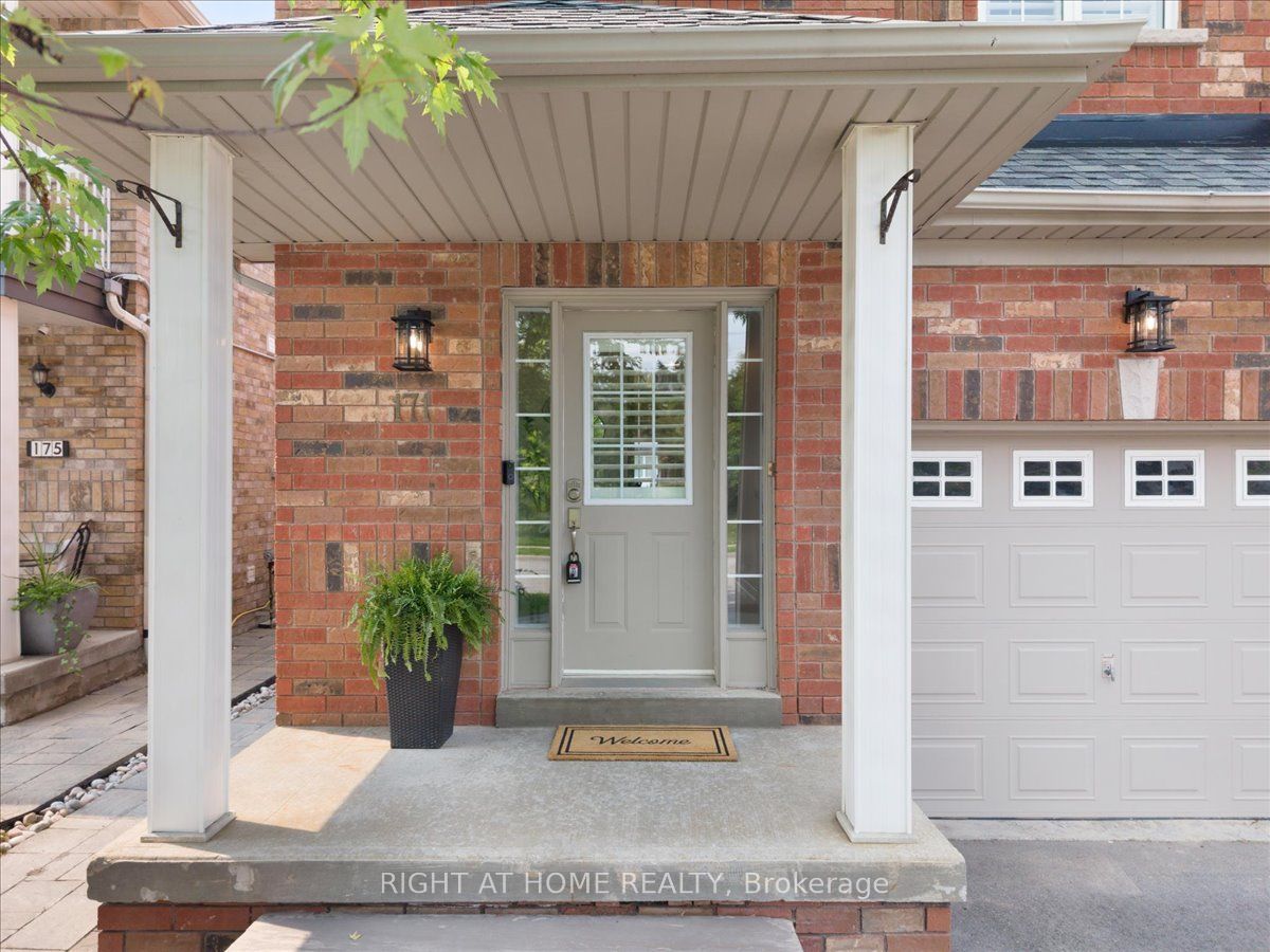 171 Burgess Crescent, Newmarket, ON L3X 2T9 photo 5