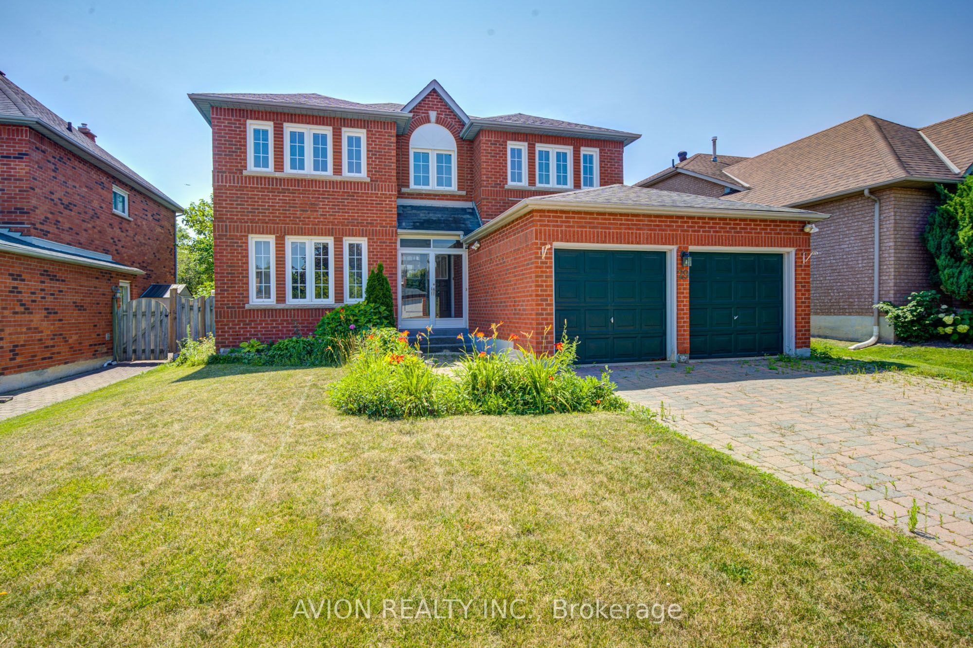 29 Charrington Crescent, Markham, ON L3R 0R2 photo 3
