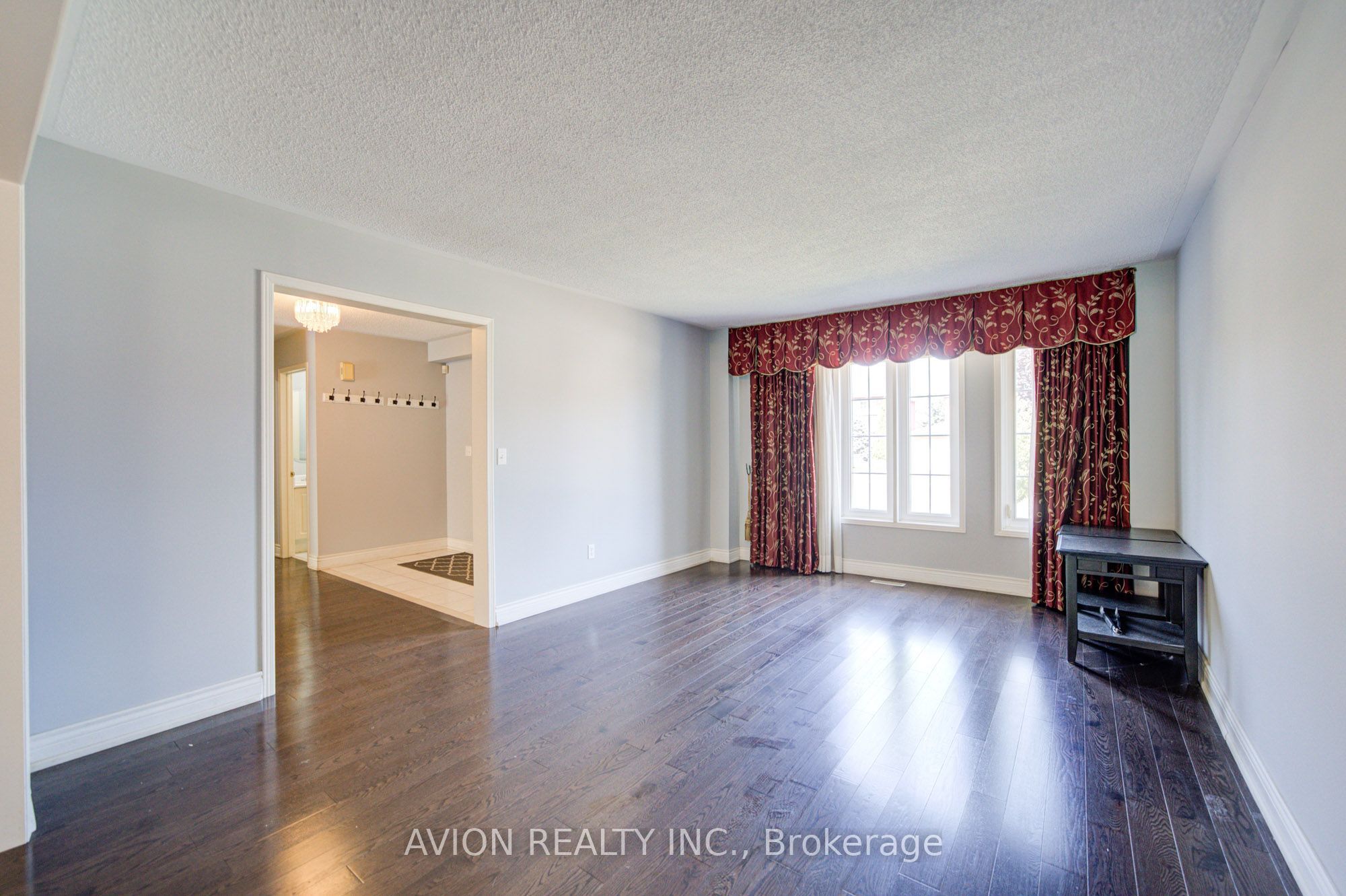 29 Charrington Crescent, Markham, ON L3R 0R2 photo 4