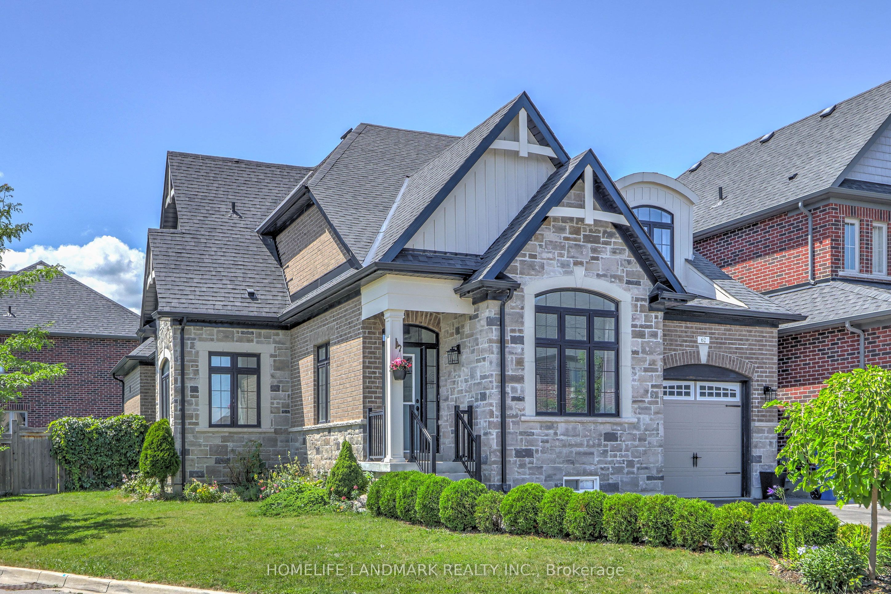 62 Ladder Crescent, East Gwillimbury, ON L9N 0N8