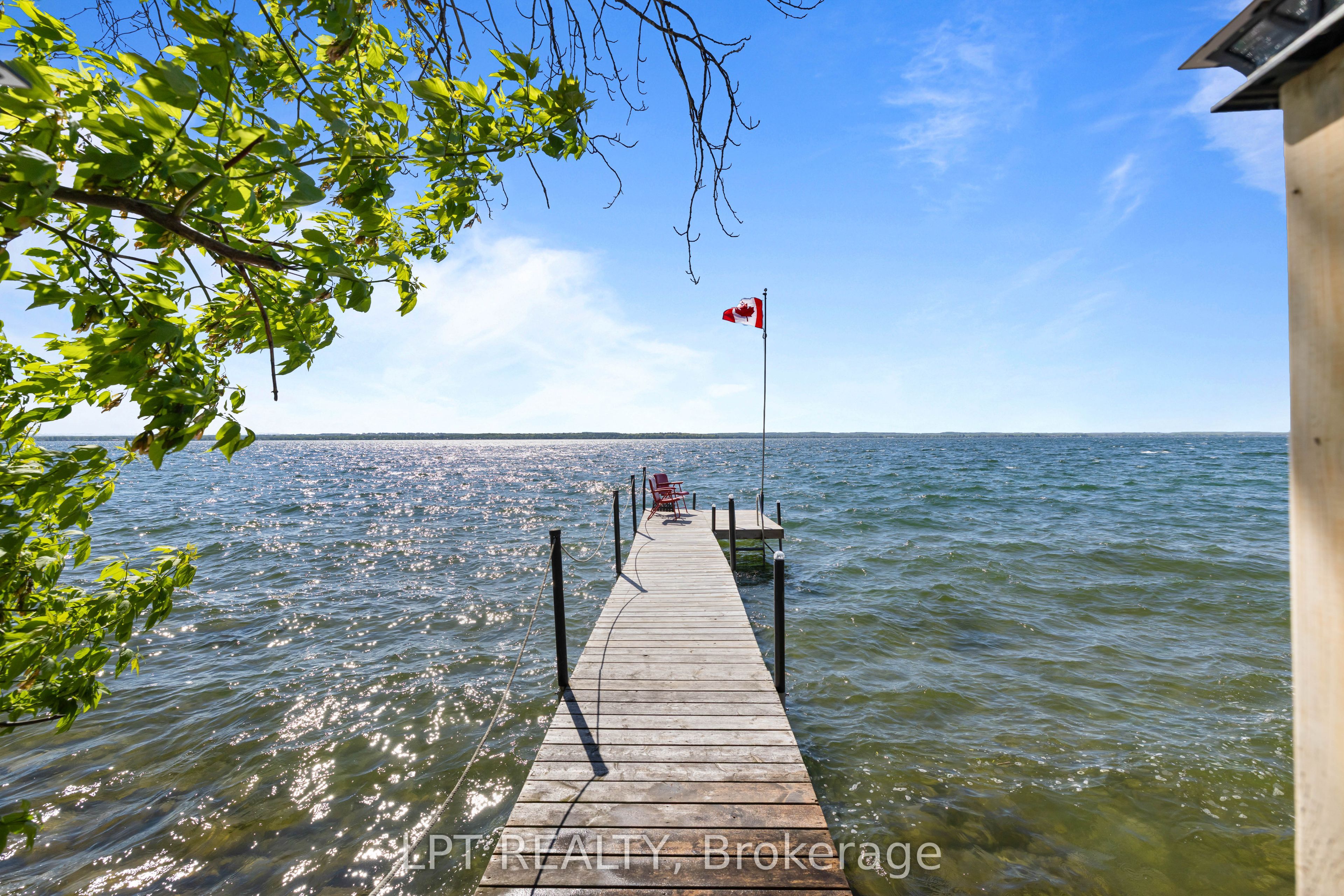 145 Lake Drive North Drive, Georgina, ON L4P 3C8