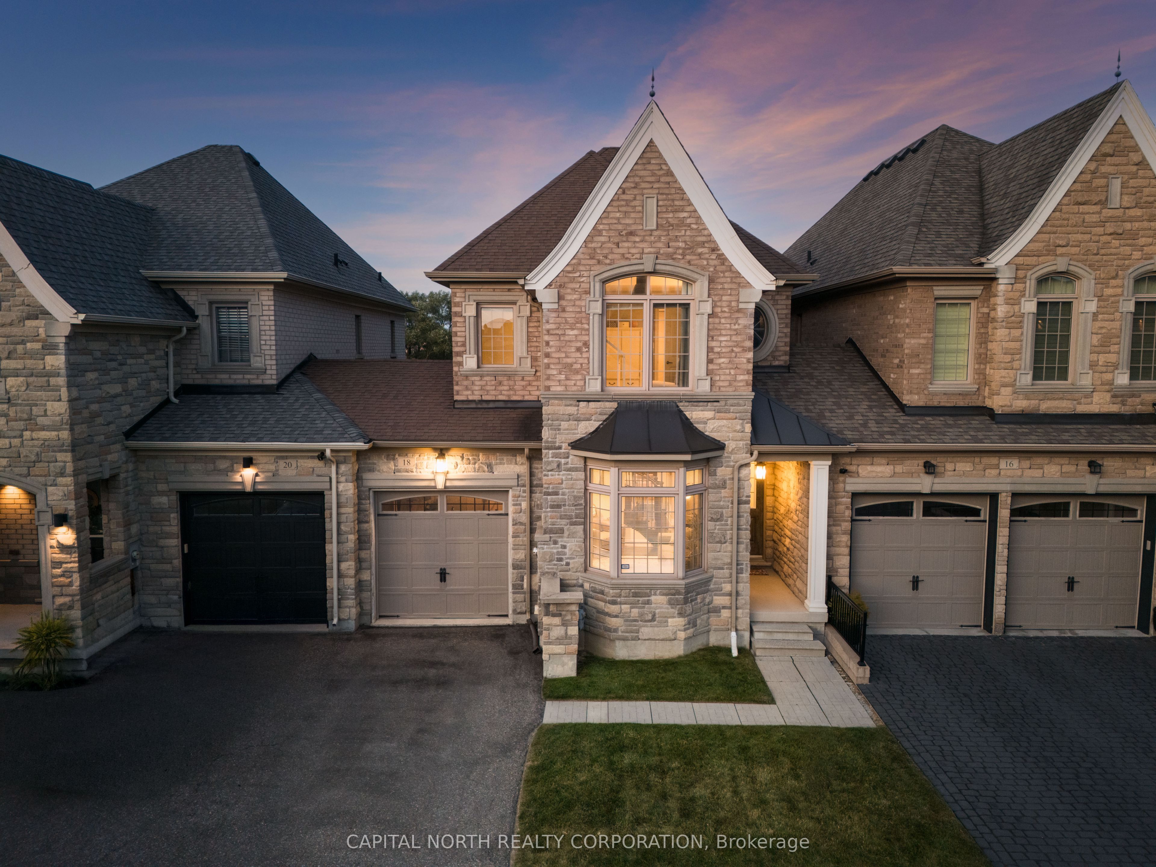 18 Alex Campbell Crescent, King, ON L7B 0C2