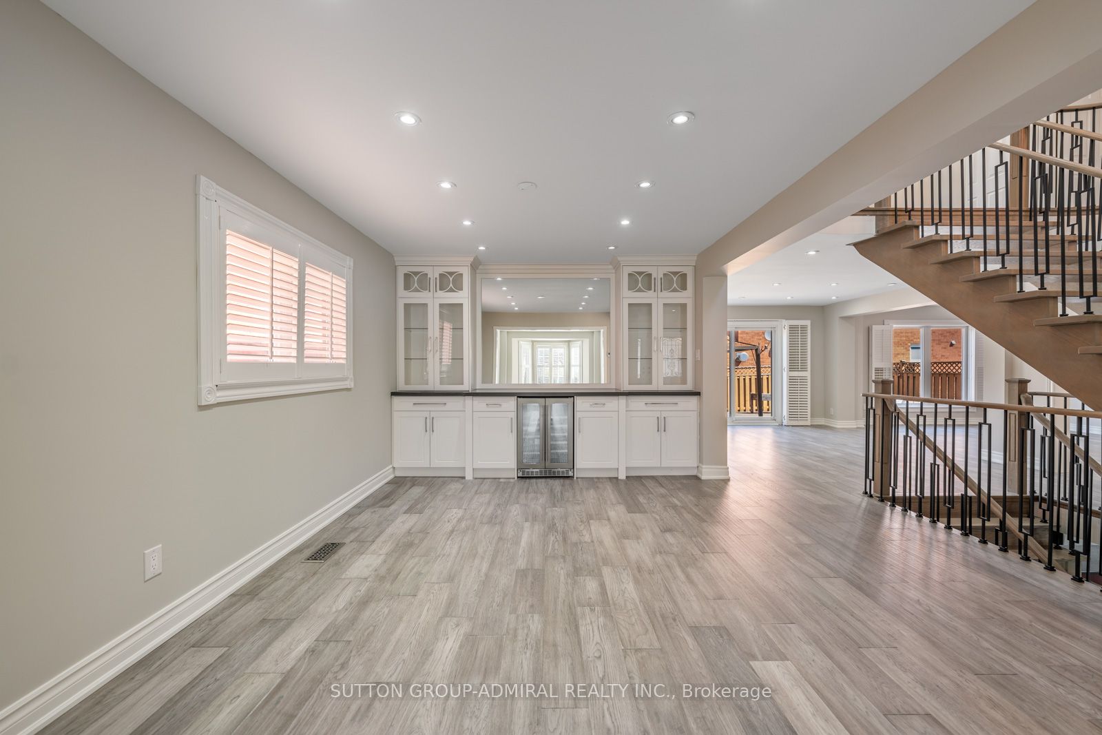 150 Rockwood Crescent, Vaughan, ON L4J 7W1 photo 3
