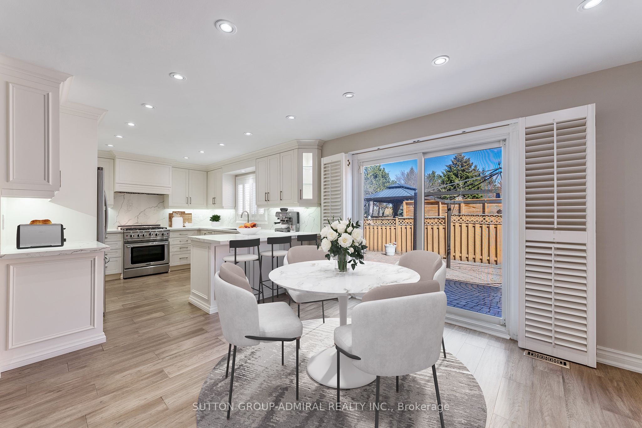 150 Rockwood Crescent, Vaughan, ON L4J 7W1 photo 5