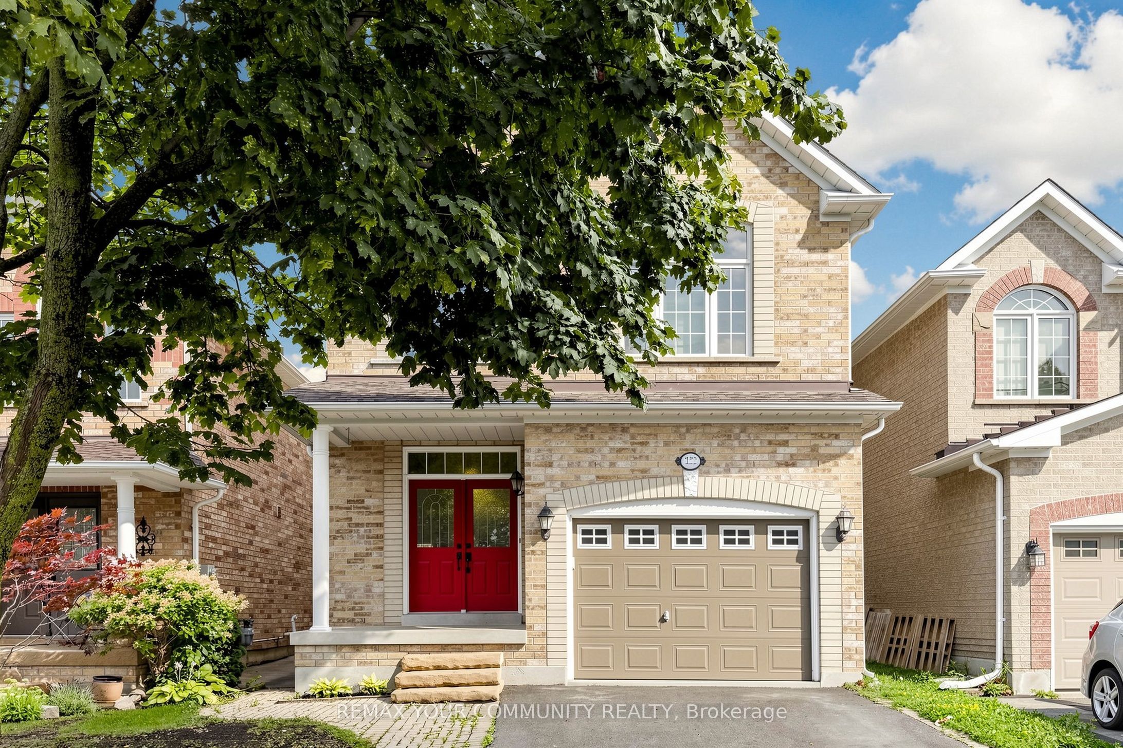 222 Kayla Crescent (Upper), Vaughan, ON L6A 3P3 photo 3