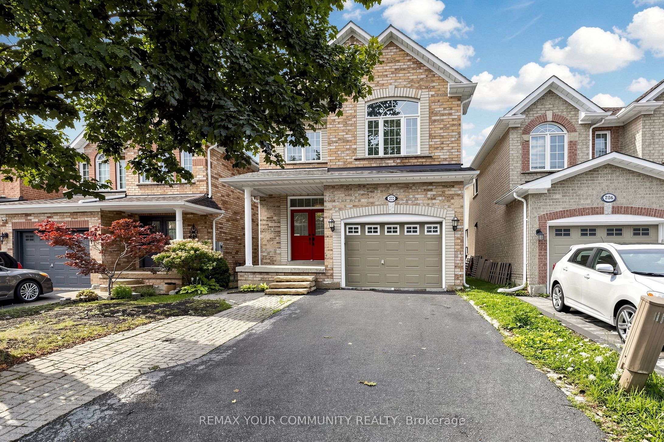 222 Kayla Crescent (Upper), Vaughan, ON L6A 3P3 photo 5