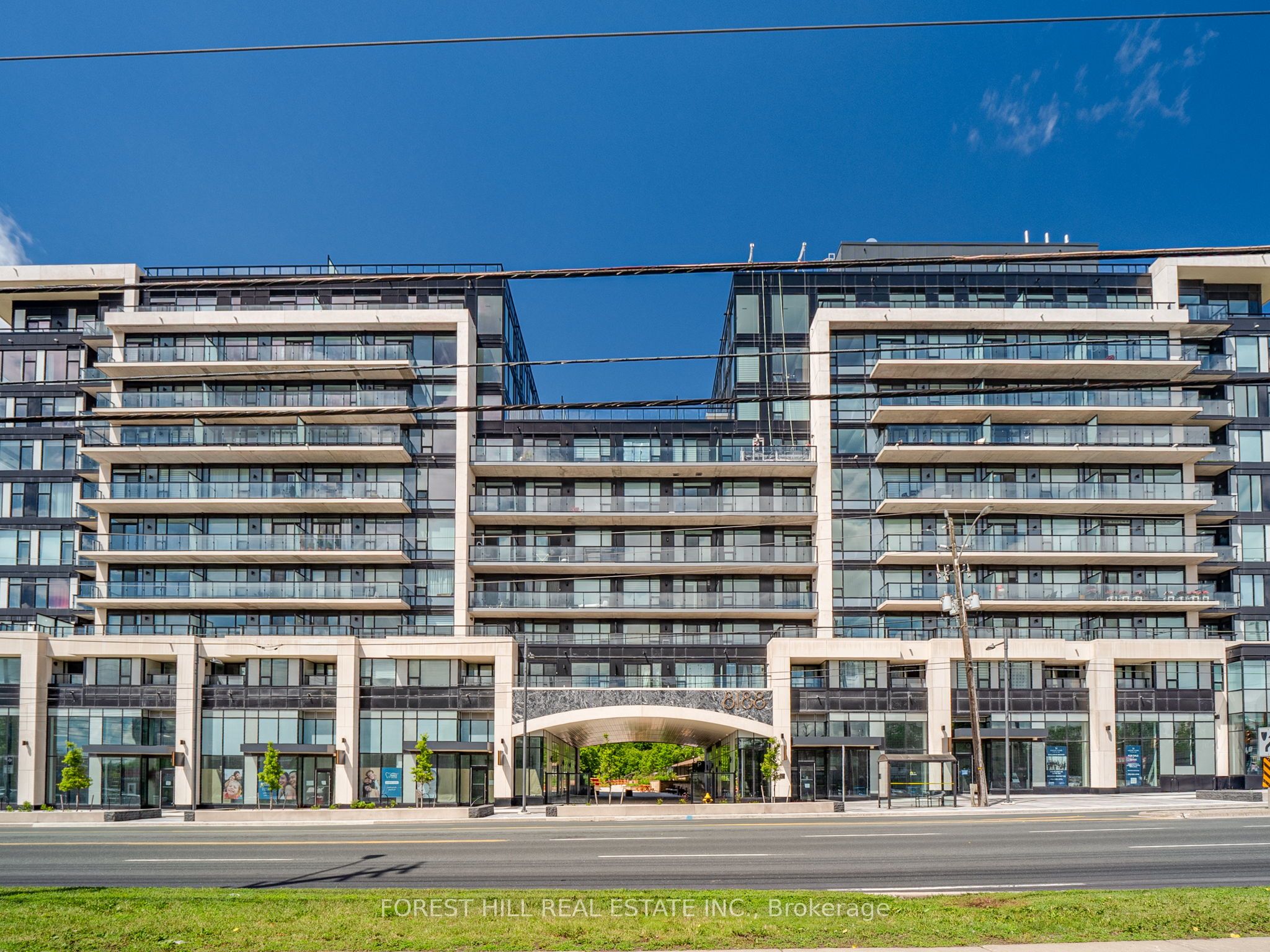 8188 Yonge Street 202, Vaughan, ON L4J 0M2