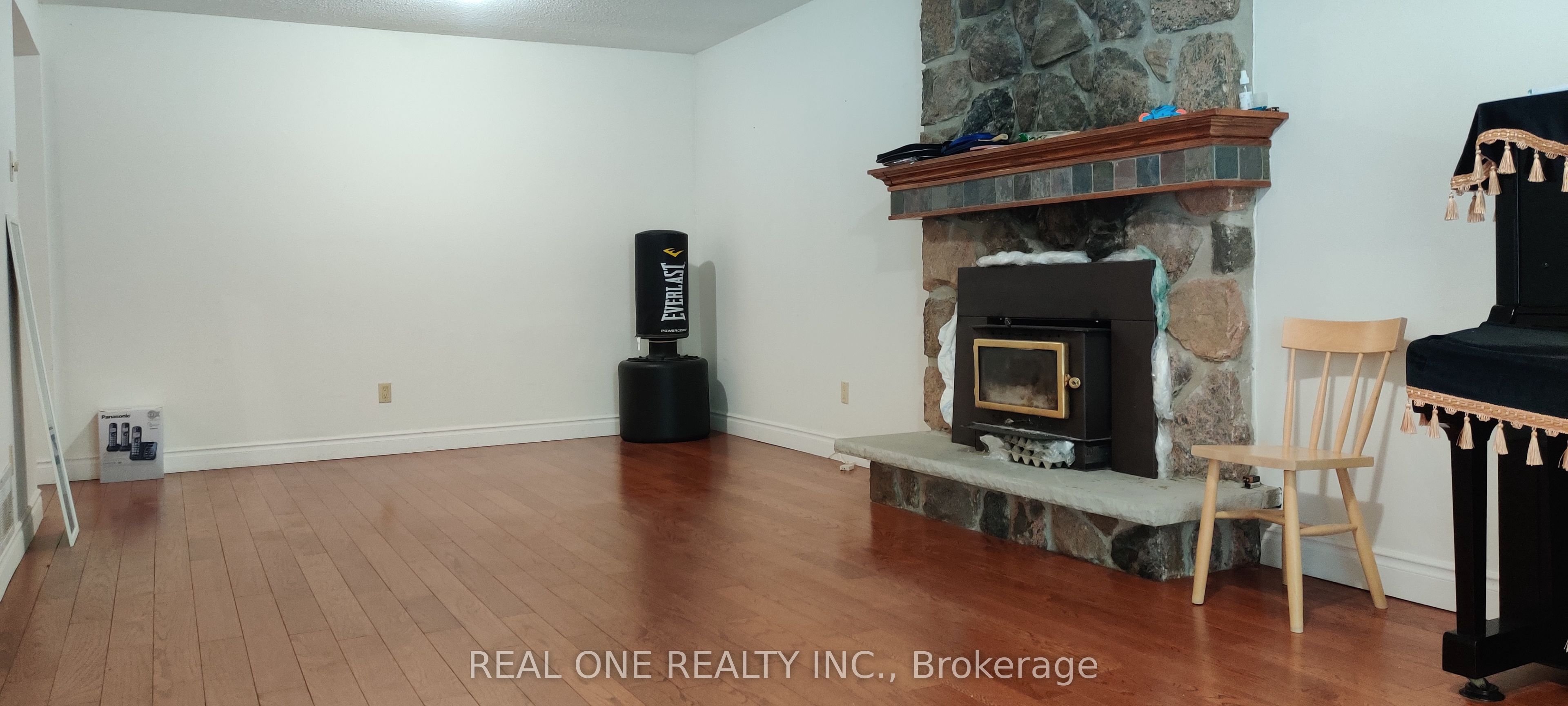 72 Liebeck Crescent, Markham, ON L3R 1Y5 photo 4