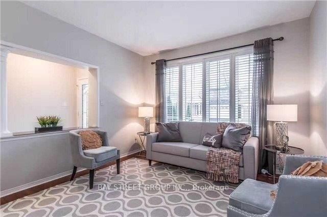 89 Skywood Drive, Richmond Hill, ON L4E 4K8 photo 5