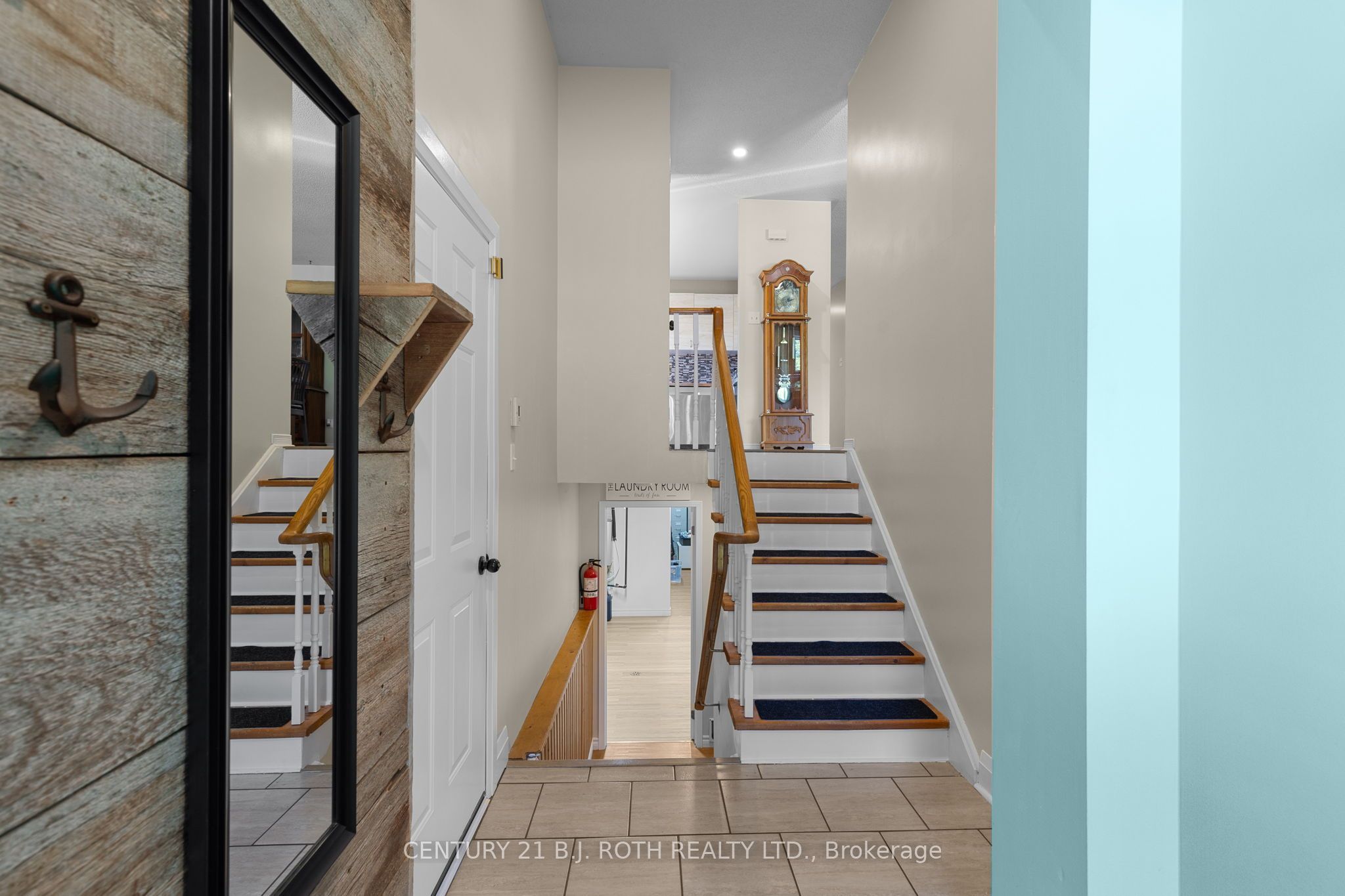 128 Queen Street, Essa, ON L0M 1B0 photo 4