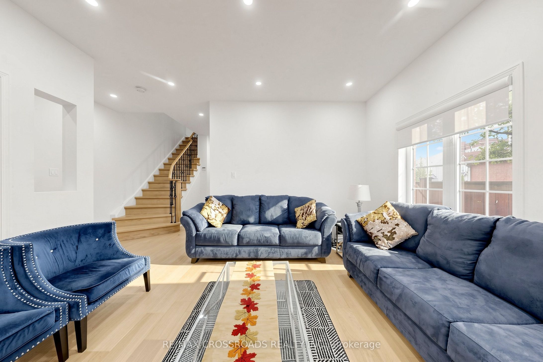82 Jack Monkman Crescent, Markham, ON L3S 0A4 photo 3