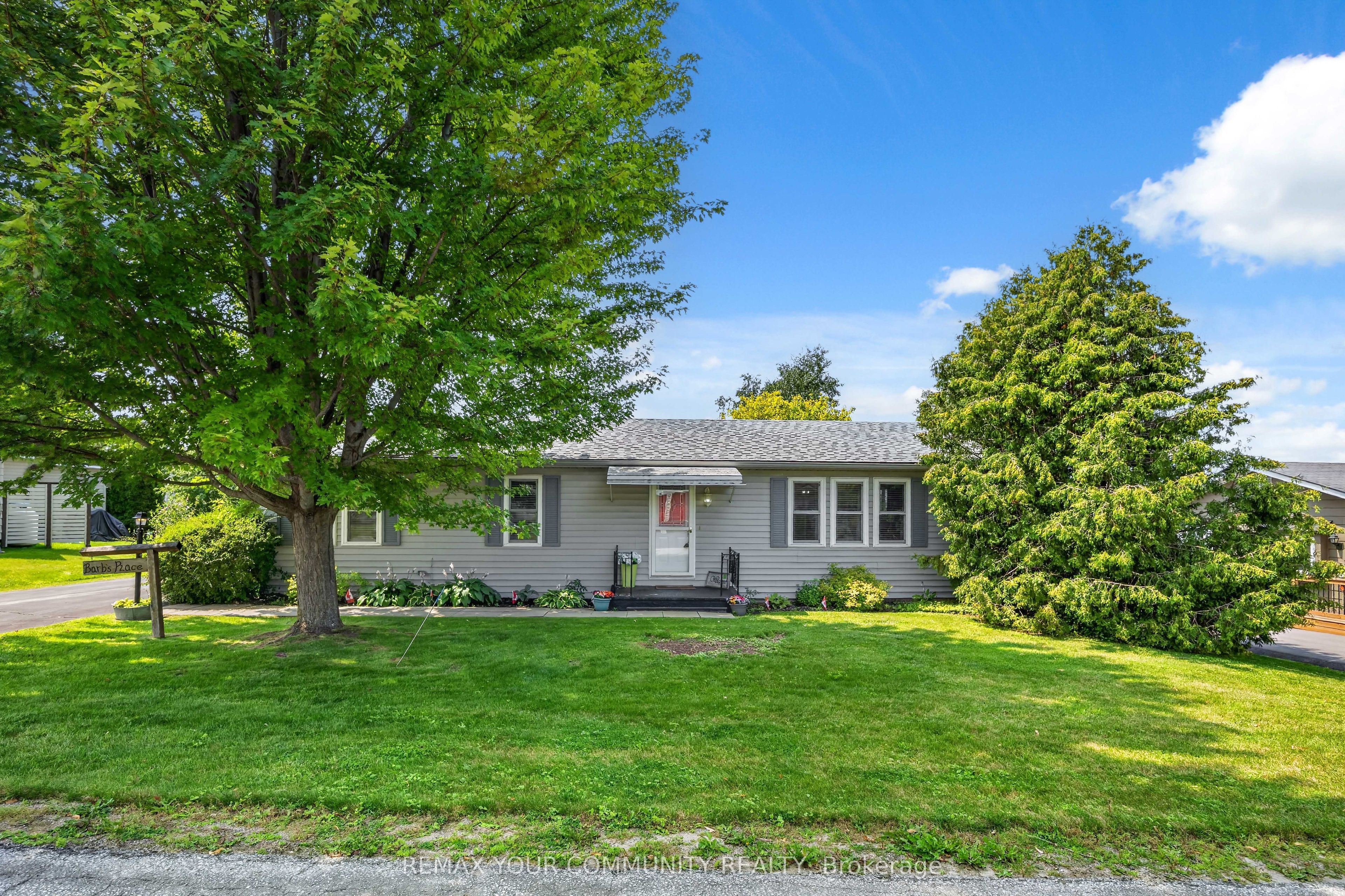 17 Kelsey Crescent, Georgina, ON L0E 1R0 photo 2