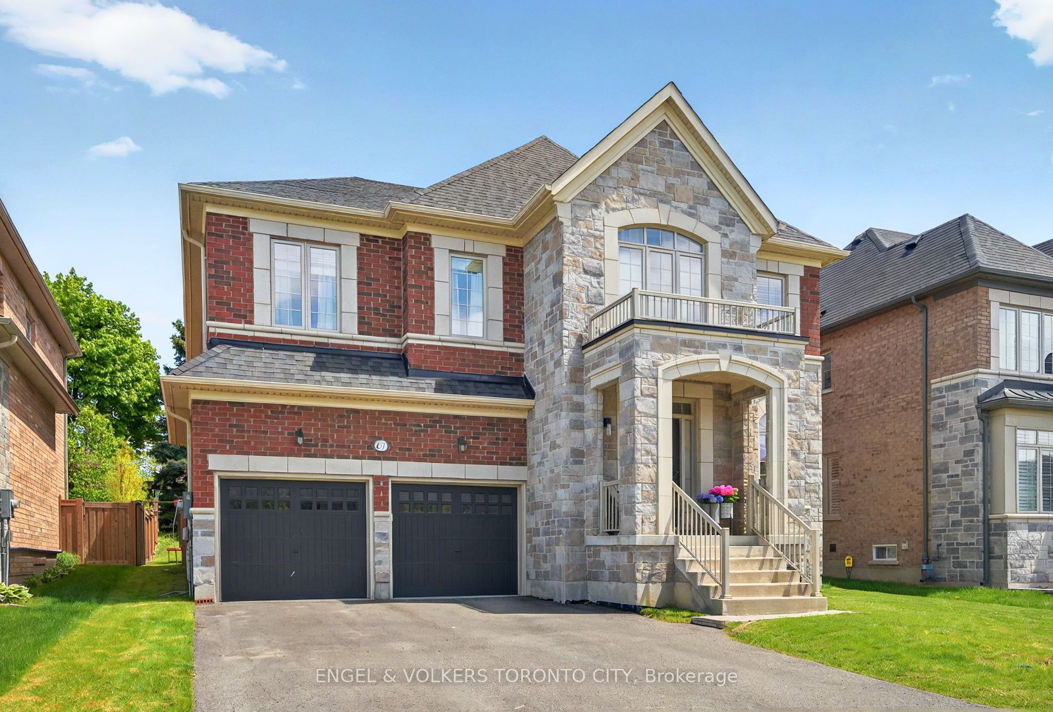 67 Alf Neely Way, Newmarket, ON L3Y 0C6 photo 2