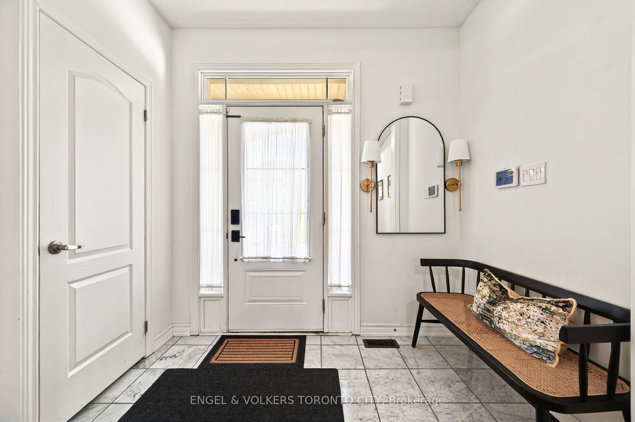 67 Alf Neely Way, Newmarket, ON L3Y 0C6 photo 3