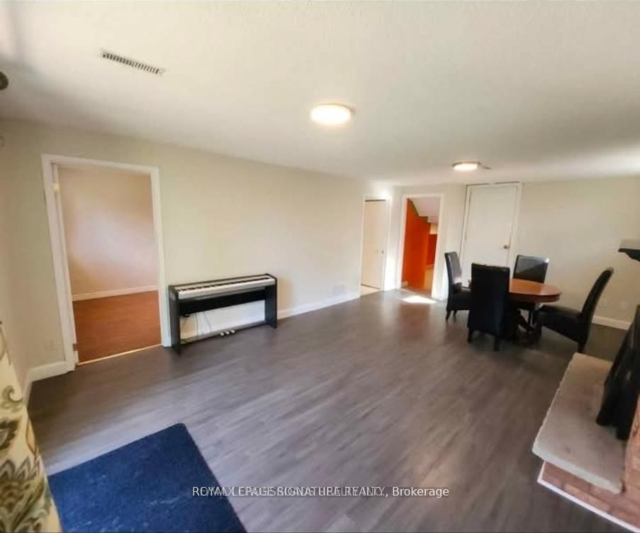 304 Orsi Avenue Bsmt, Bradford West Gwillimbury, ON L3Z 1B7 photo 2