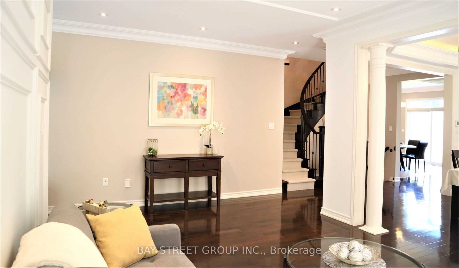 9 Eber Street, Richmond Hill, ON L4E 4X2 photo 5