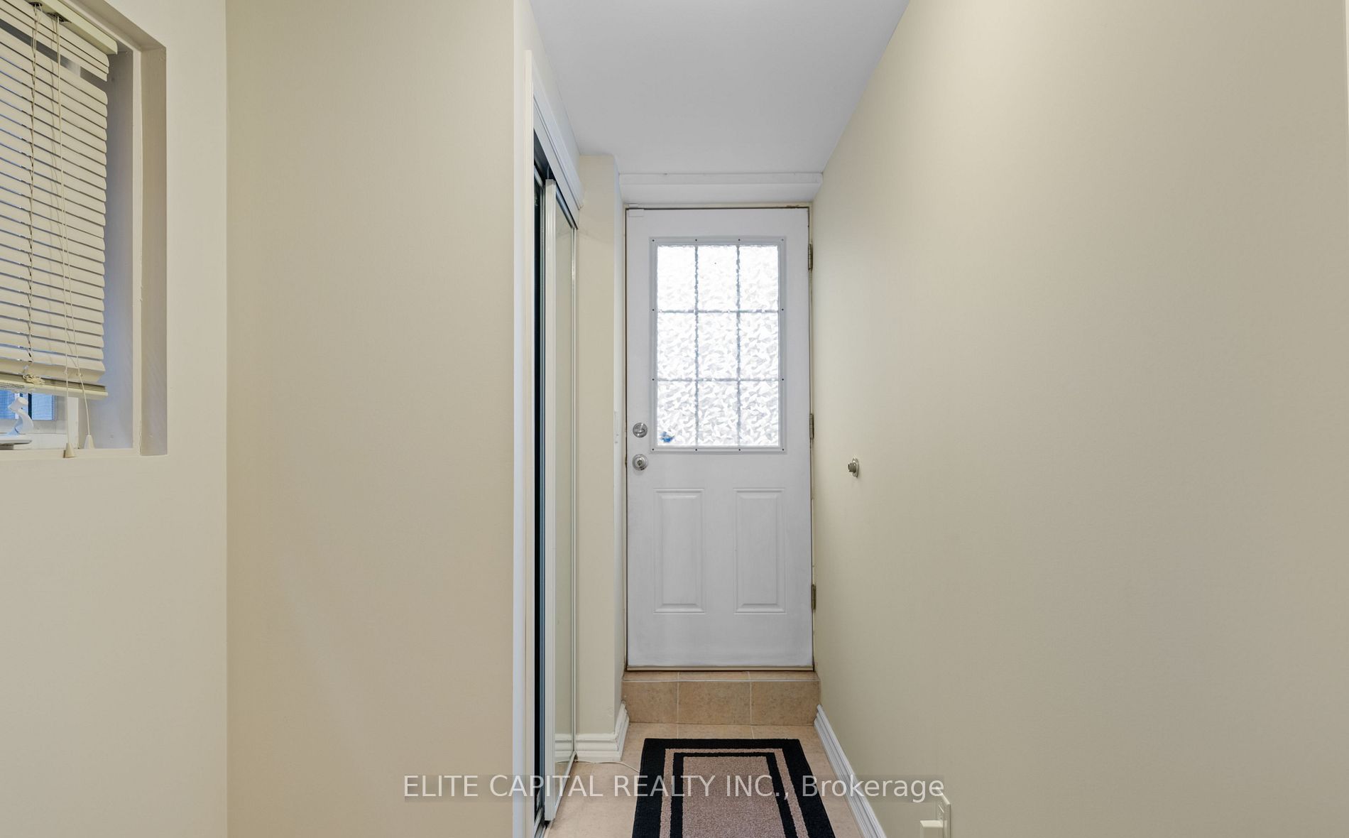 66 Carrier Crescent, Vaughan, ON L6A 0T8 photo 2