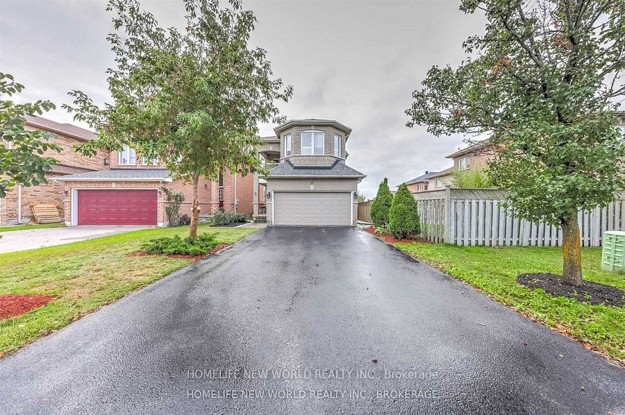 17 Zippora Drive, Richmond Hill, ON L4S 2M6 photo 2
