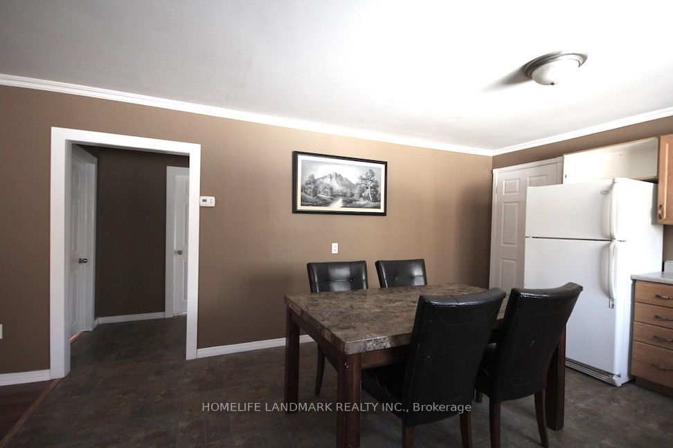 789 Carol Avenue, Georgina, ON L0E 1S0 photo 2