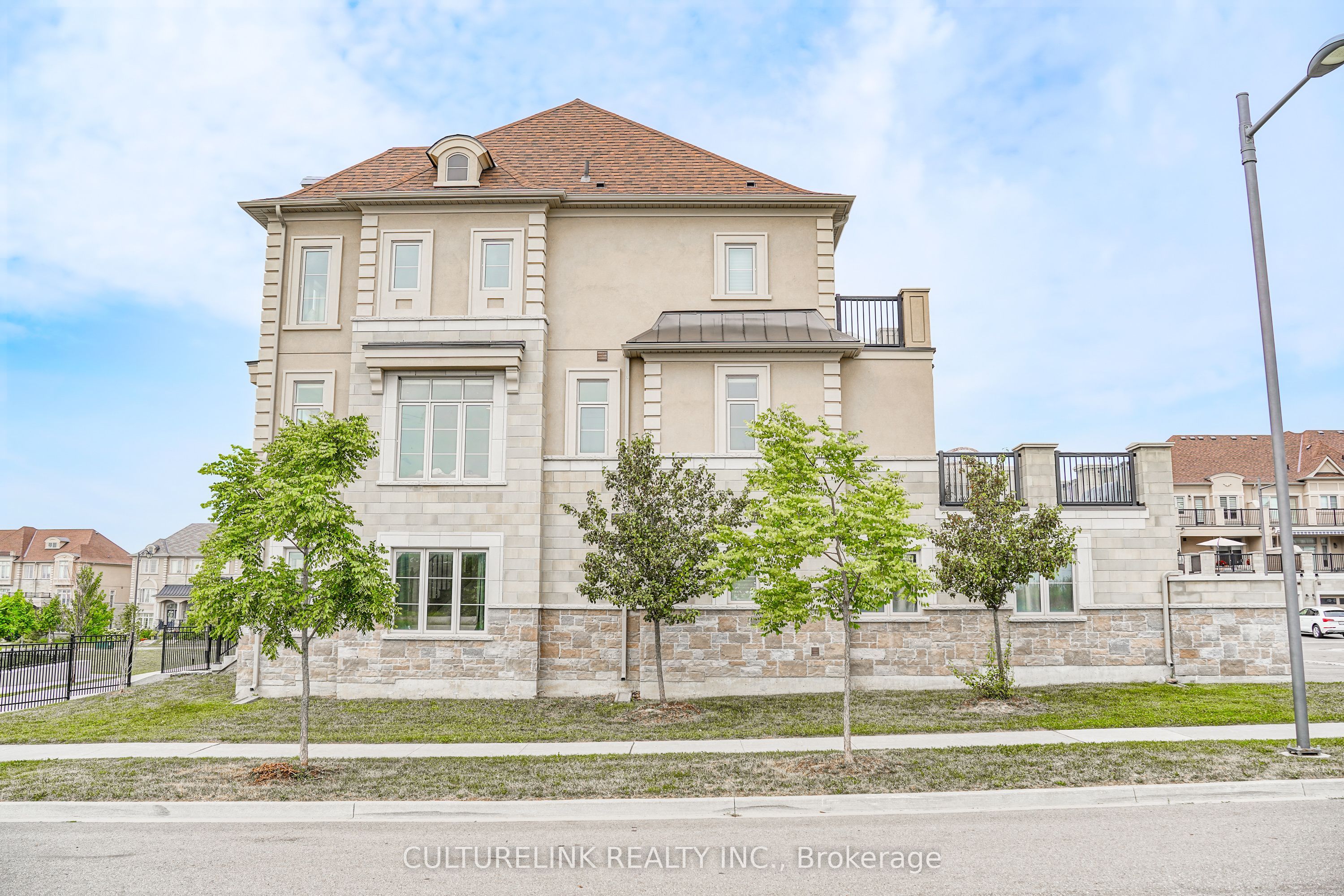 37 Babington Gate, Vaughan, ON L6A 5B3 photo 5