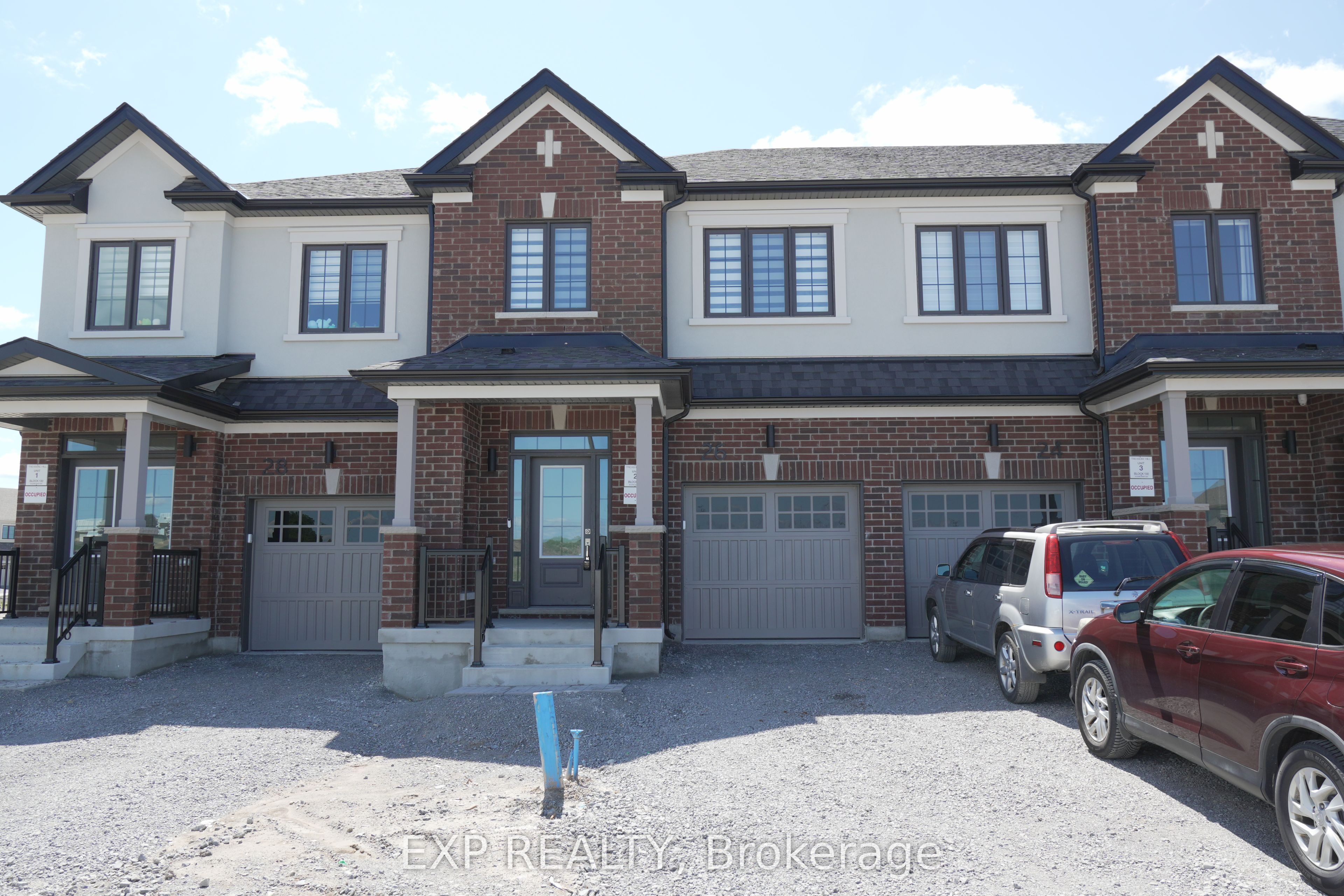 26 Alfred Garvey Gate, Georgina, ON L4P 0M4