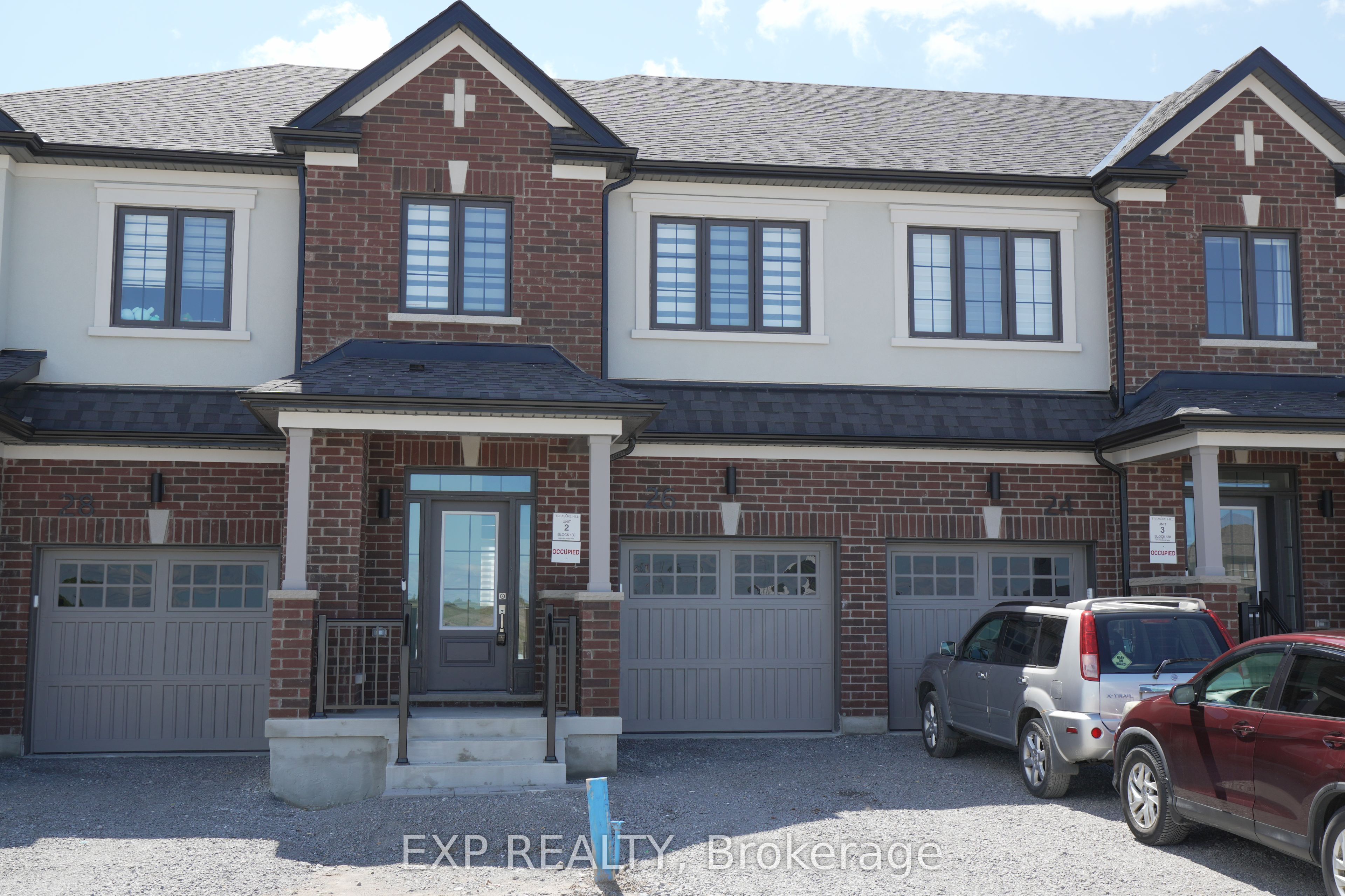 26 Alfred Garvey Gate, Georgina, ON L4P 0M4 photo 2