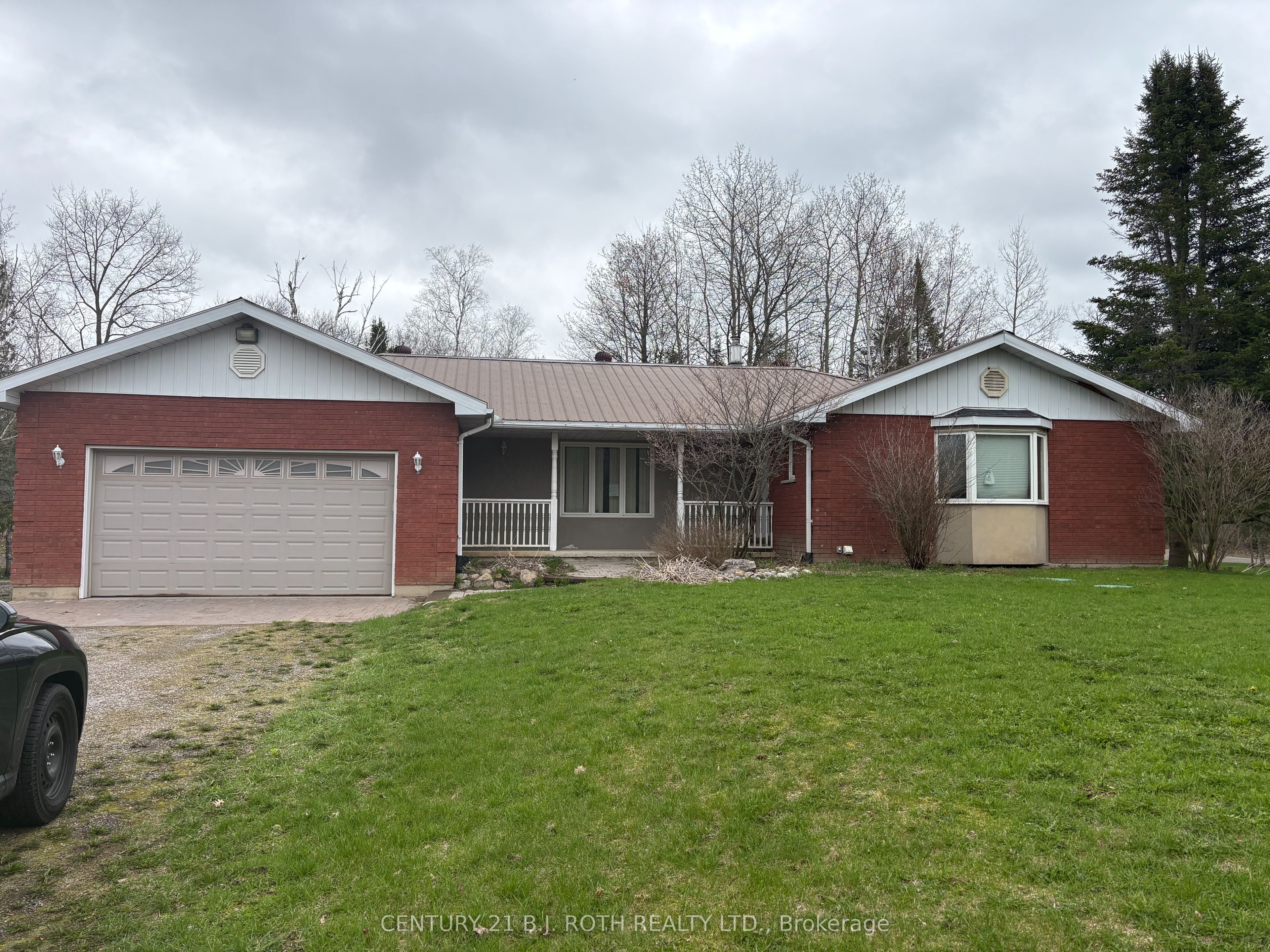 8709 8th Line, Essa, ON L0M 1T0 photo 2