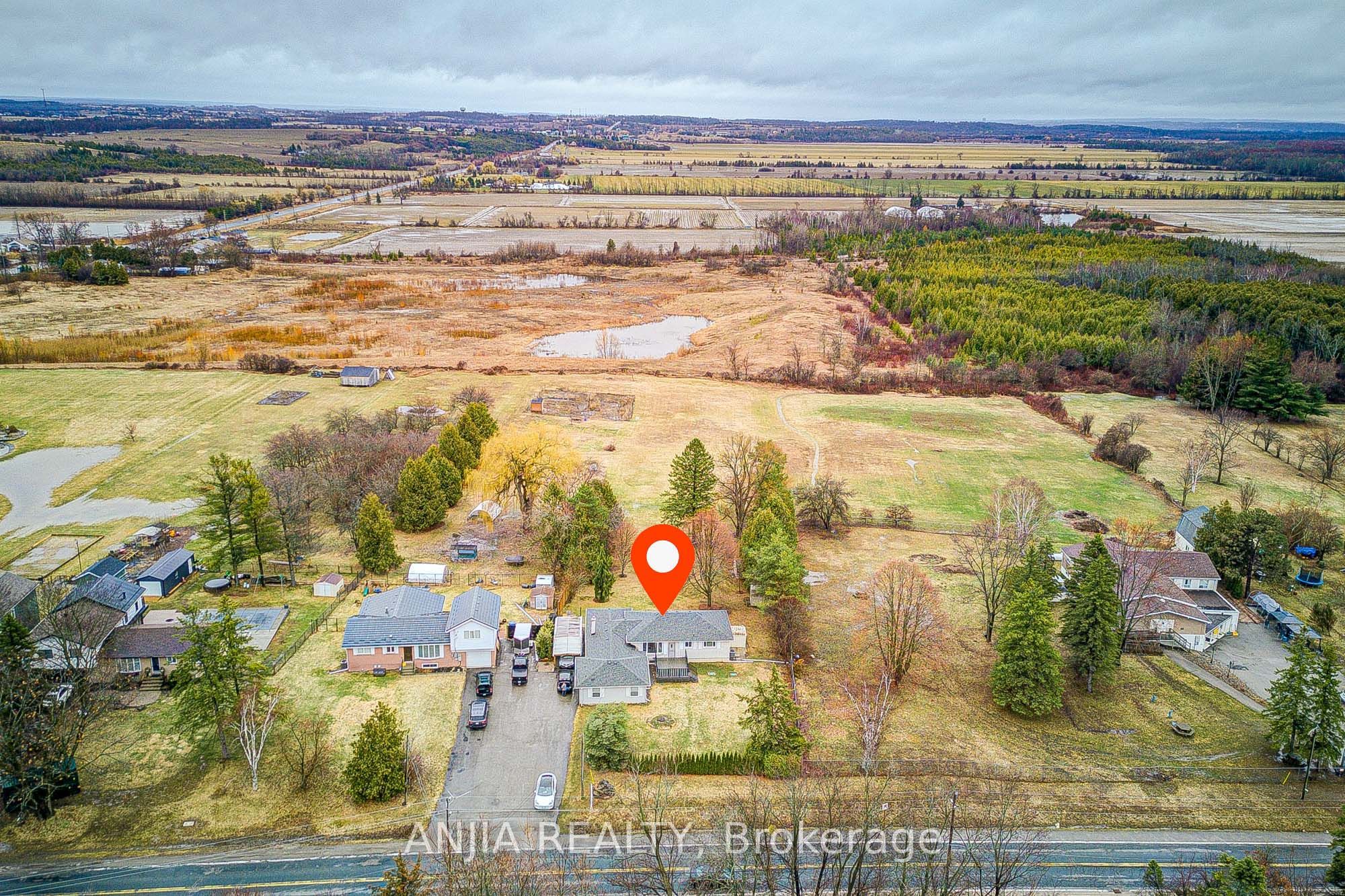 1369 Ravenshoe Road, East Gwillimbury, ON L0G 1R0 photo 2