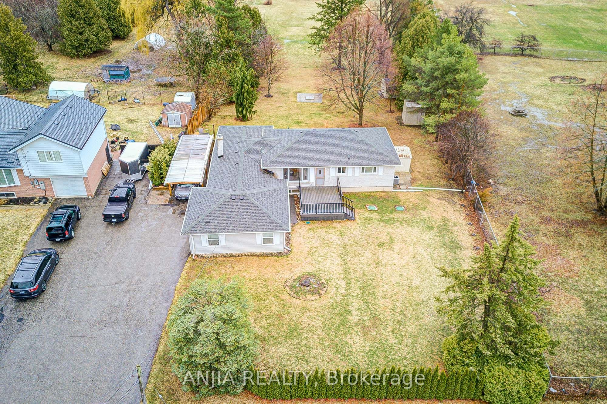 1369 Ravenshoe Road, East Gwillimbury, ON L0G 1R0 photo 5