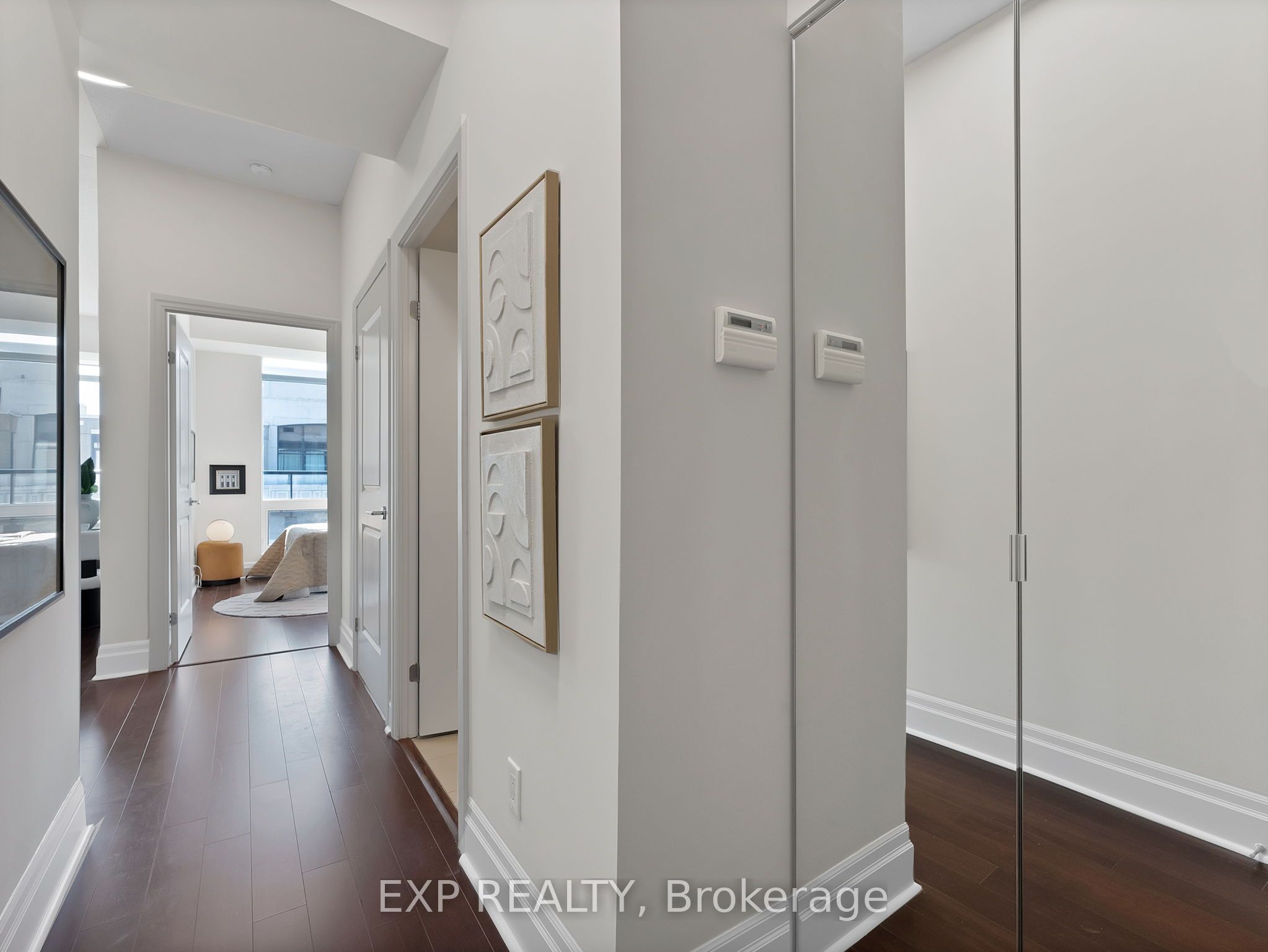 131 Upper Duke Crescent 1004, Markham, ON L6G 0C9 photo 2