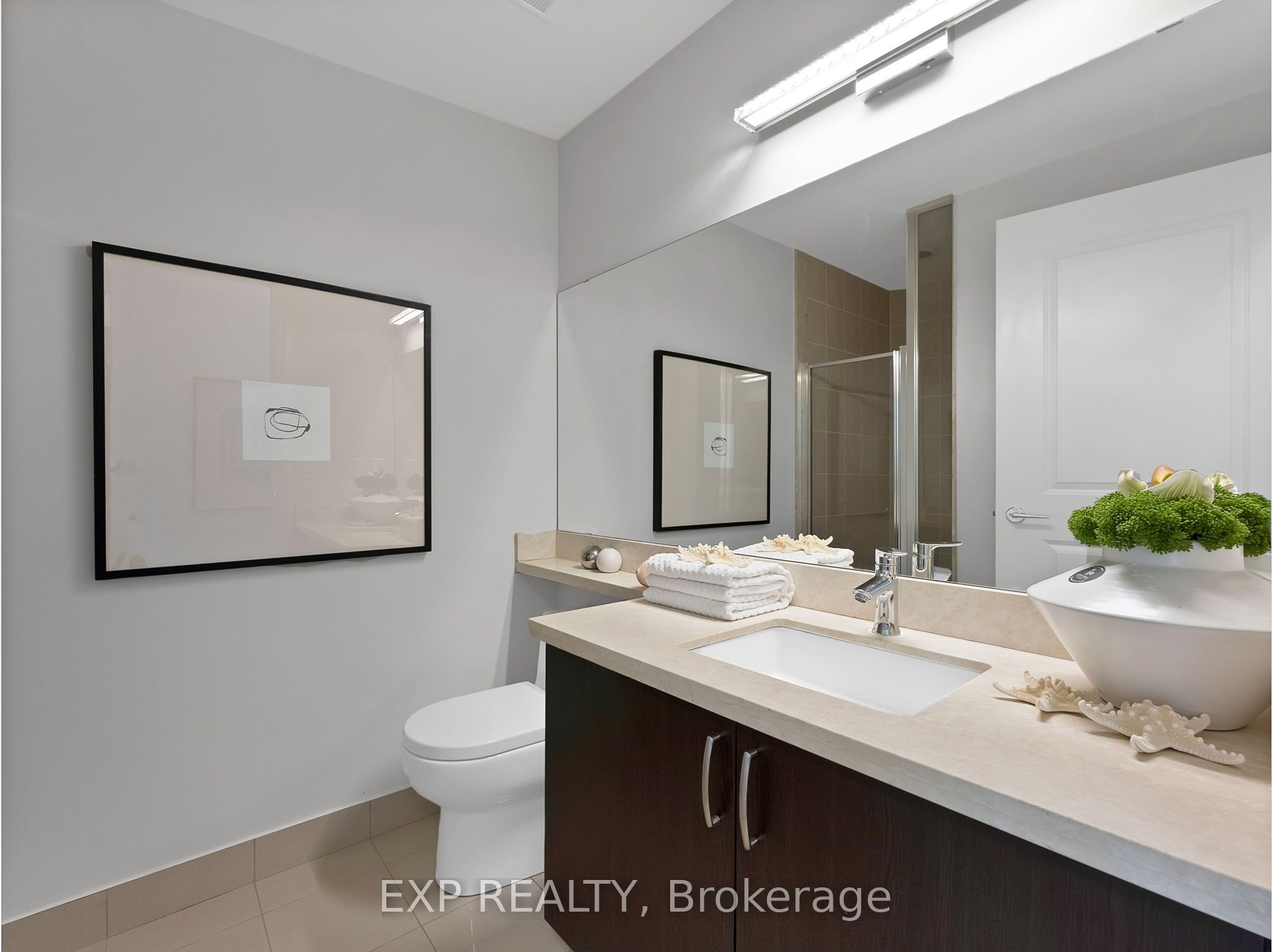 131 Upper Duke Crescent 1004, Markham, ON L6G 0C9 photo 4
