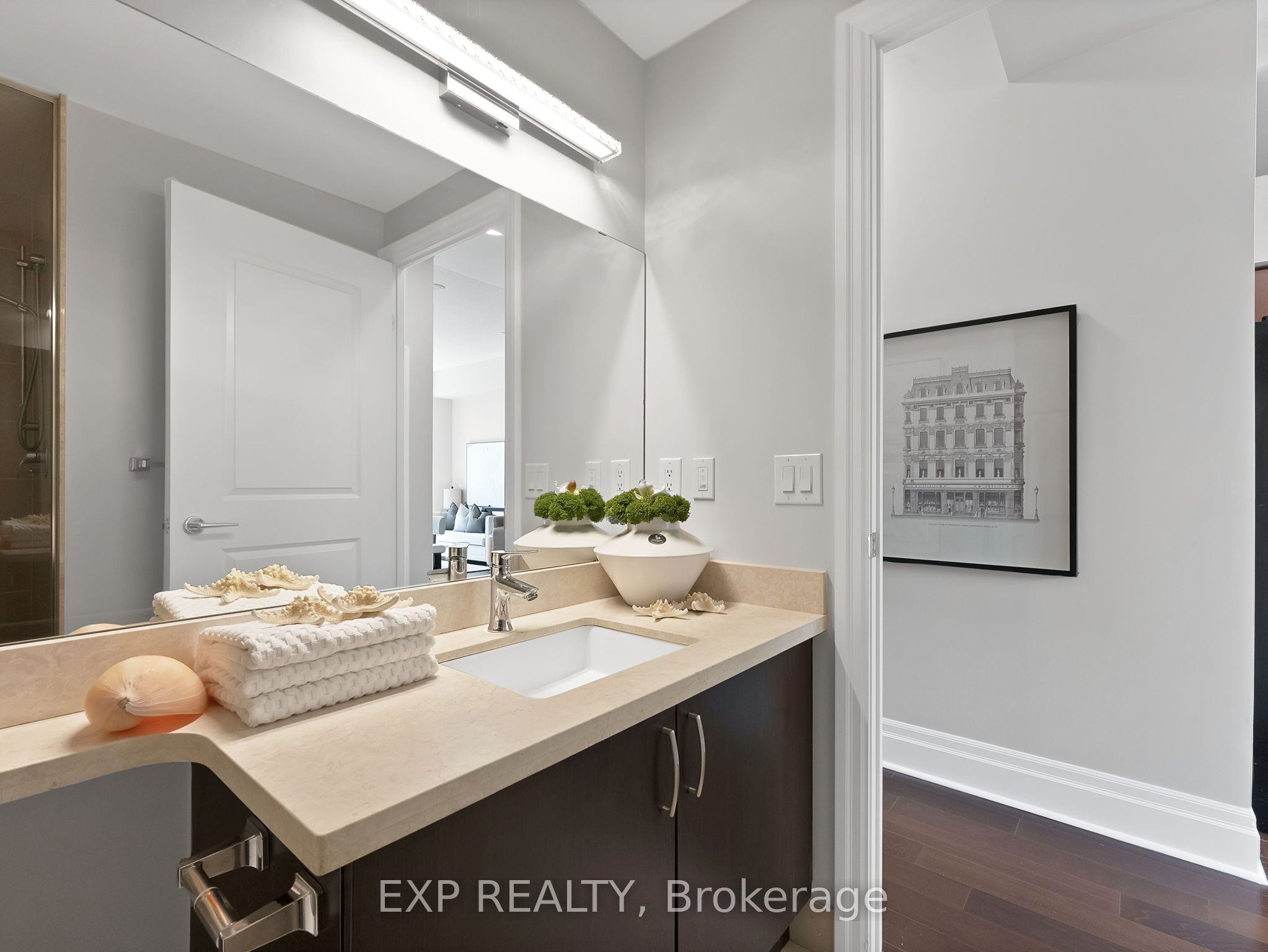 131 Upper Duke Crescent 1004, Markham, ON L6G 0C9 photo 5