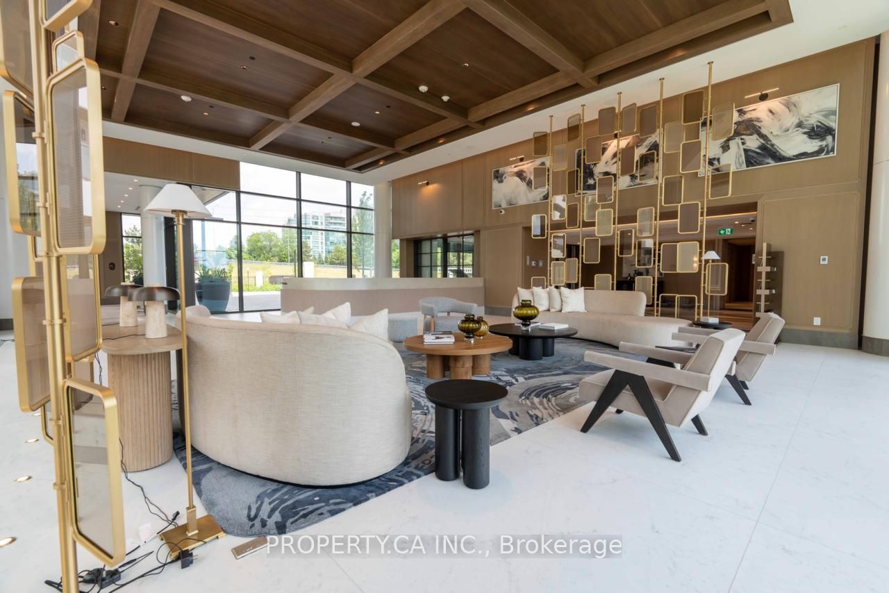 399 Royal Orchard Boulevard 422, Markham, ON L3T 0H4 photo 5