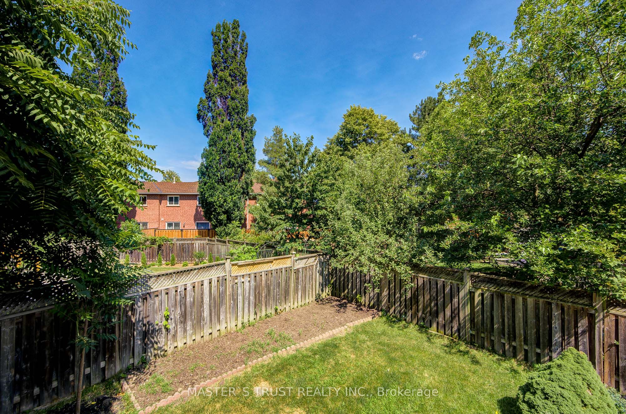33 Levellands Crescent, Richmond Hill, ON L4B 0A5 photo 4