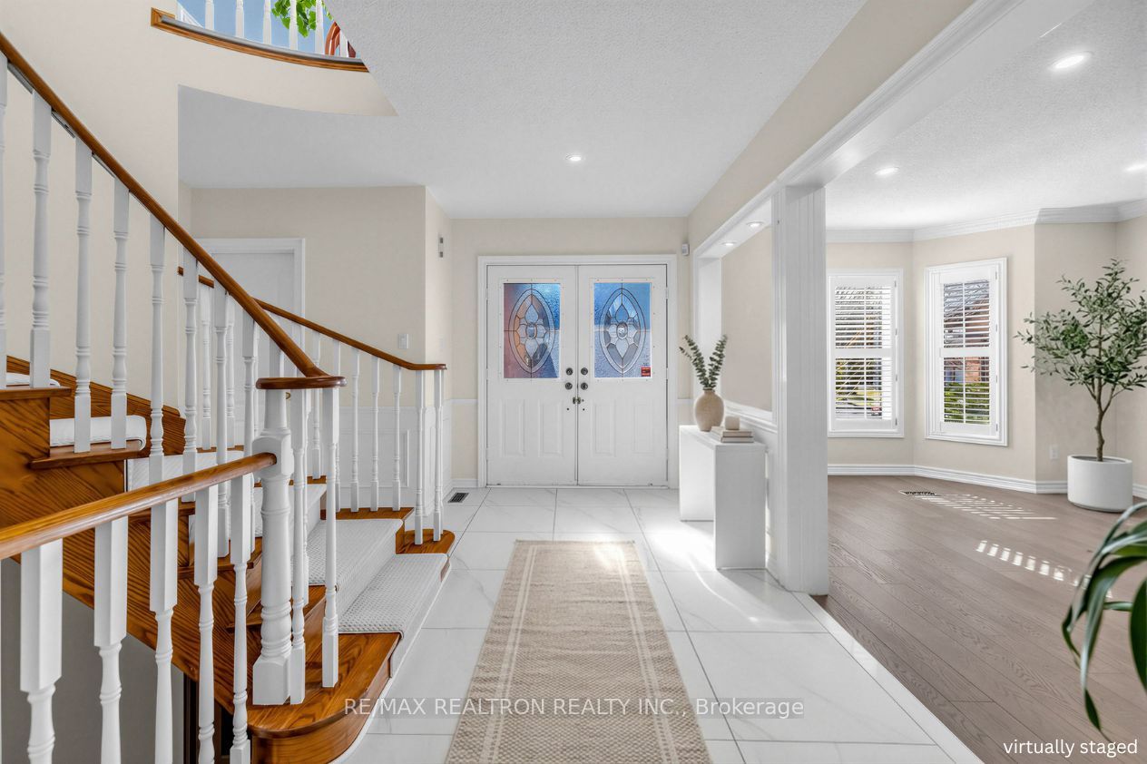 10 MACRILL Road, Markham, ON L6C 1S2 photo 3