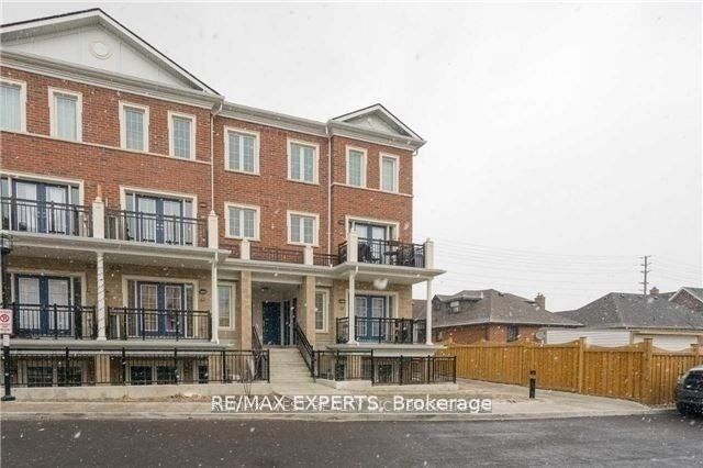 26 Bruce Street E09, Vaughan, ON L4L 1J4