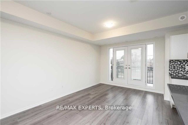 26 Bruce Street E09, Vaughan, ON L4L 1J4 photo 5