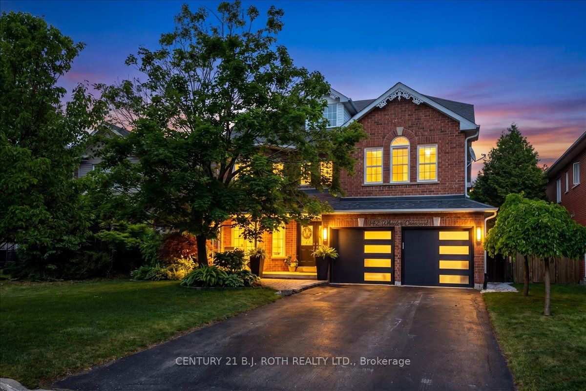 142 Wheeler Crescent, Whitchurch-Stouffville, ON L4A 1K2 photo 2