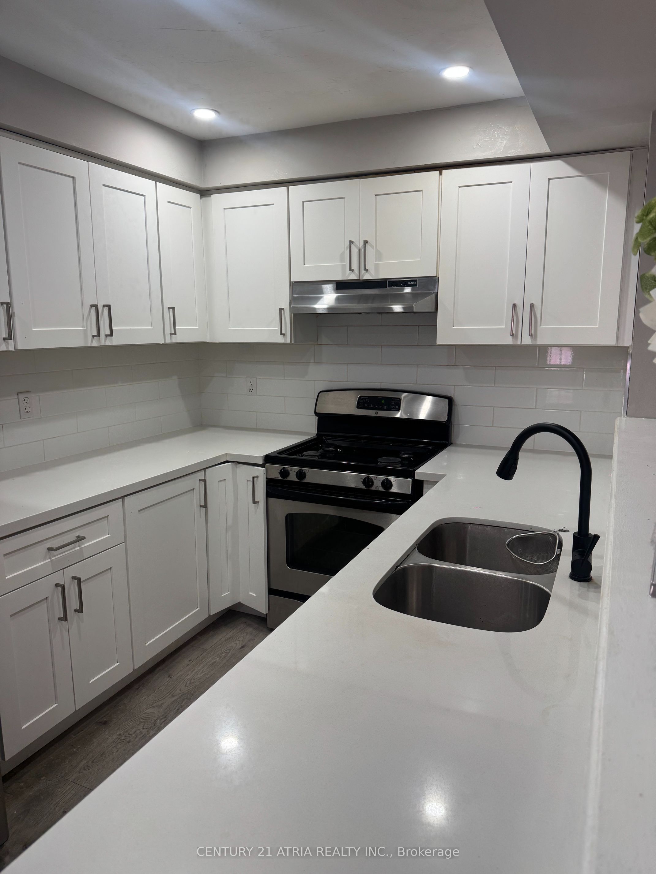 482 Bur Oak Avenue, Markham, ON L6C 3A8 photo 2