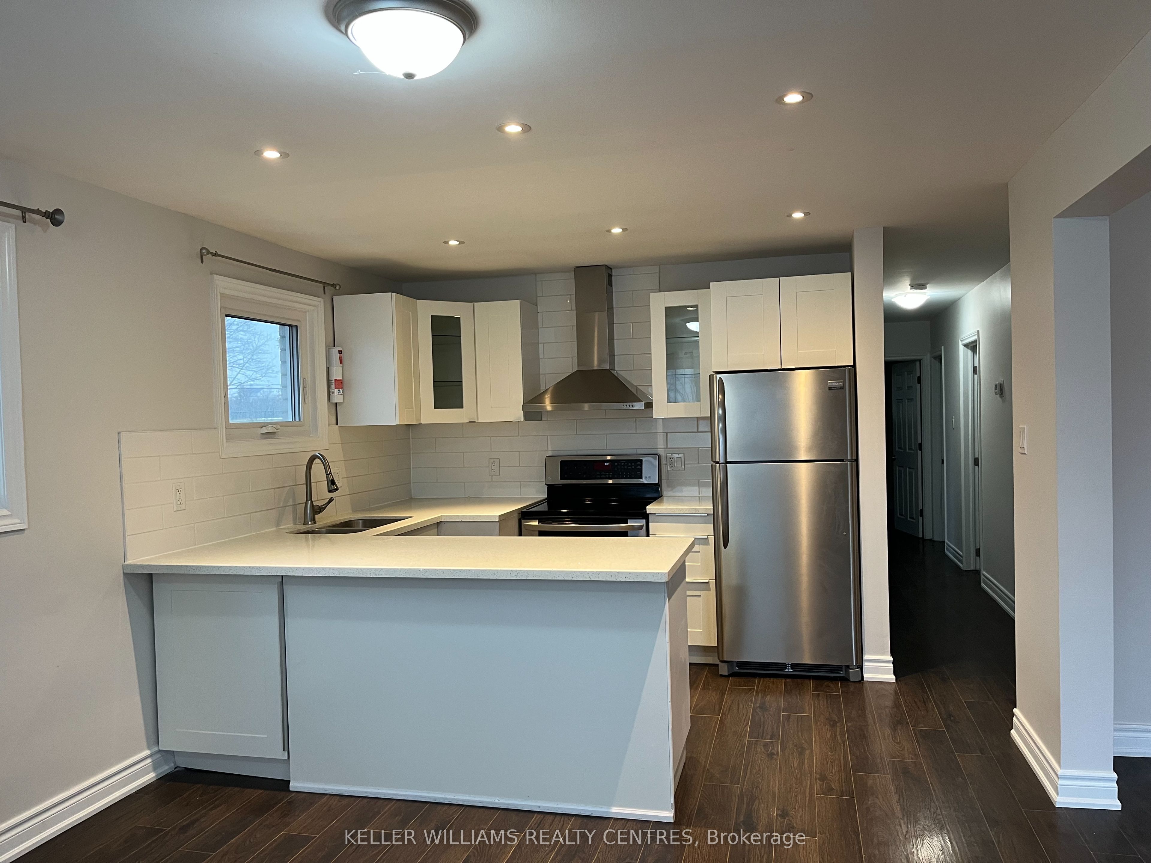 211 Silverbirch Drive Upper, Newmarket, ON L3Y 2Z6 photo 5