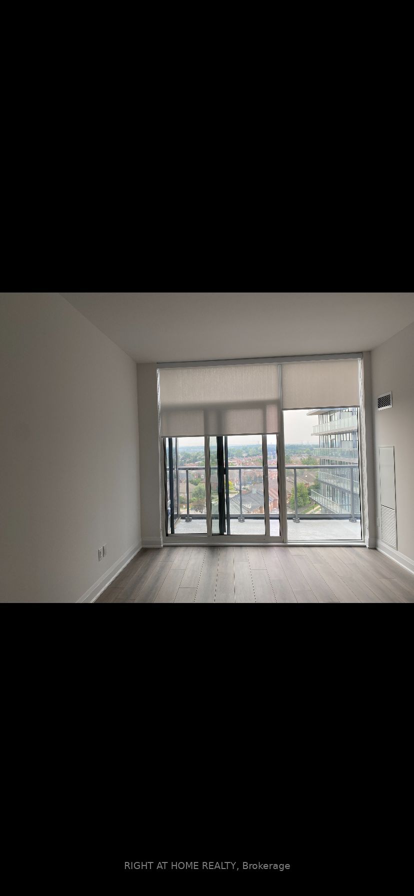 10 Gatineau Road 1007W, Vaughan, ON L4J 0L2 photo 3