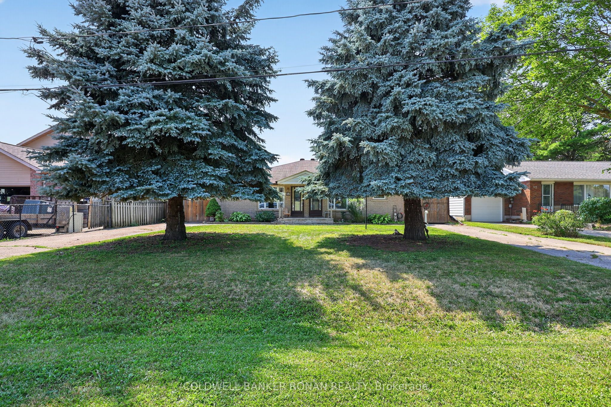 14 & 16 Fletcher Street, New Tecumseth, ON L9R 1G4 photo 2