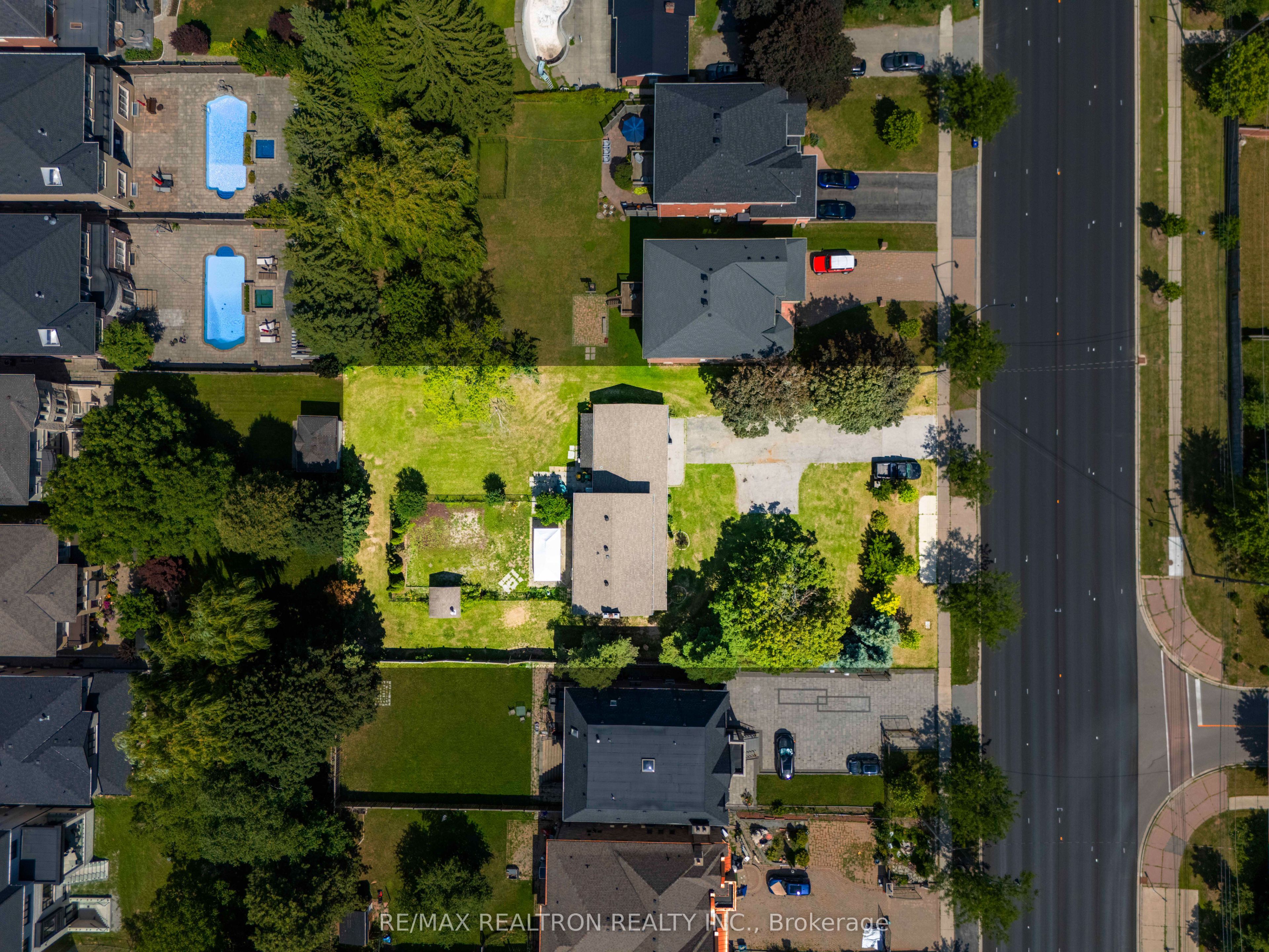 188 19th Avenue, Richmond Hill, ON L4E 3P6 photo 3