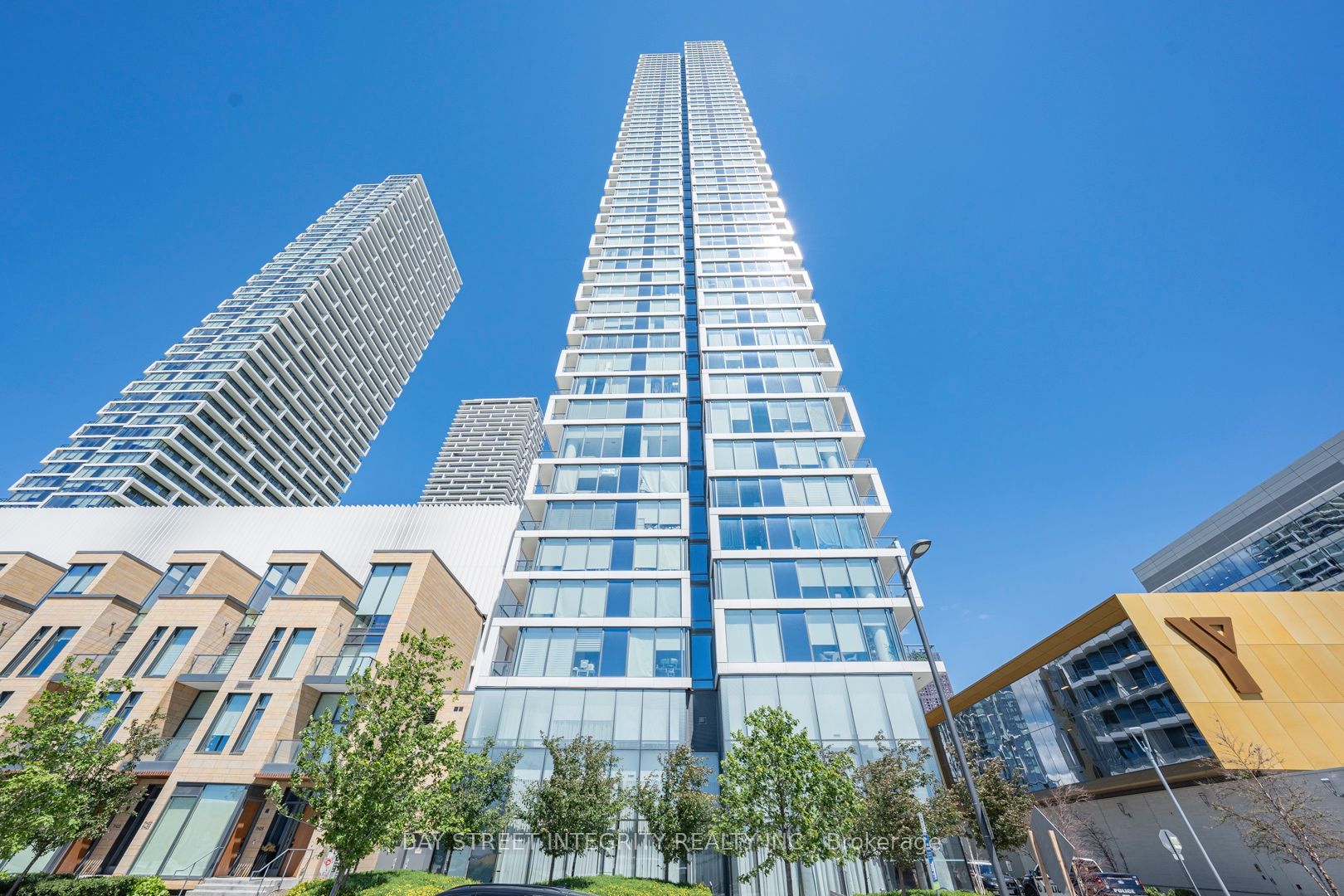 5 Buttermill Avenue 4712, Vaughan, ON L4K 0J5