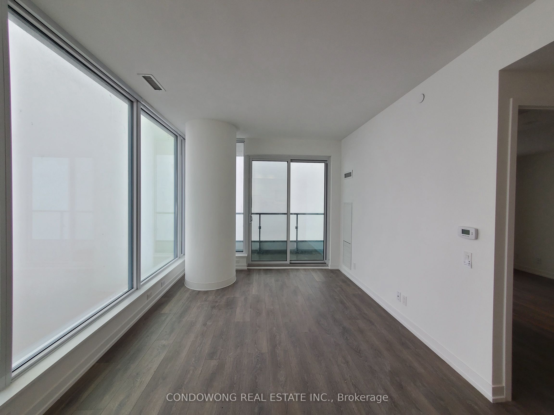 5 Buttermill Avenue 2610, Vaughan, ON L4K 0J5 photo 4