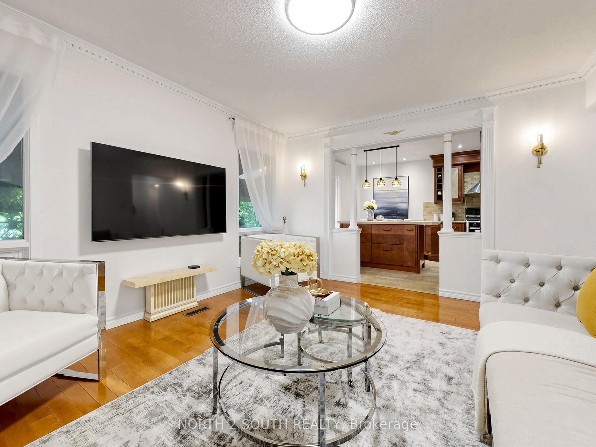 19 Roosevelt Drive, Richmond Hill, ON L4C 6V1 photo 3